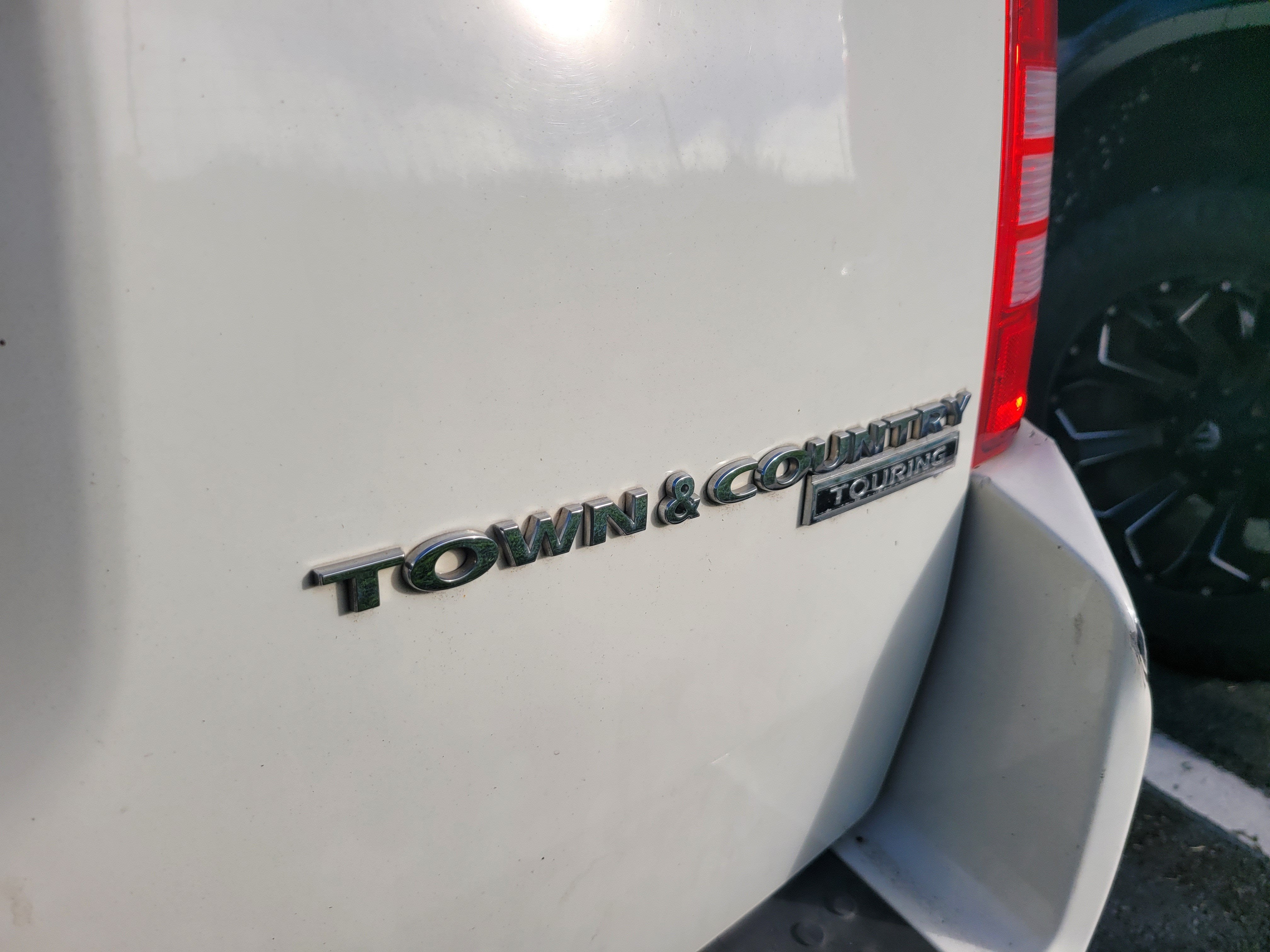 2010 Chrysler Town & Country Touring