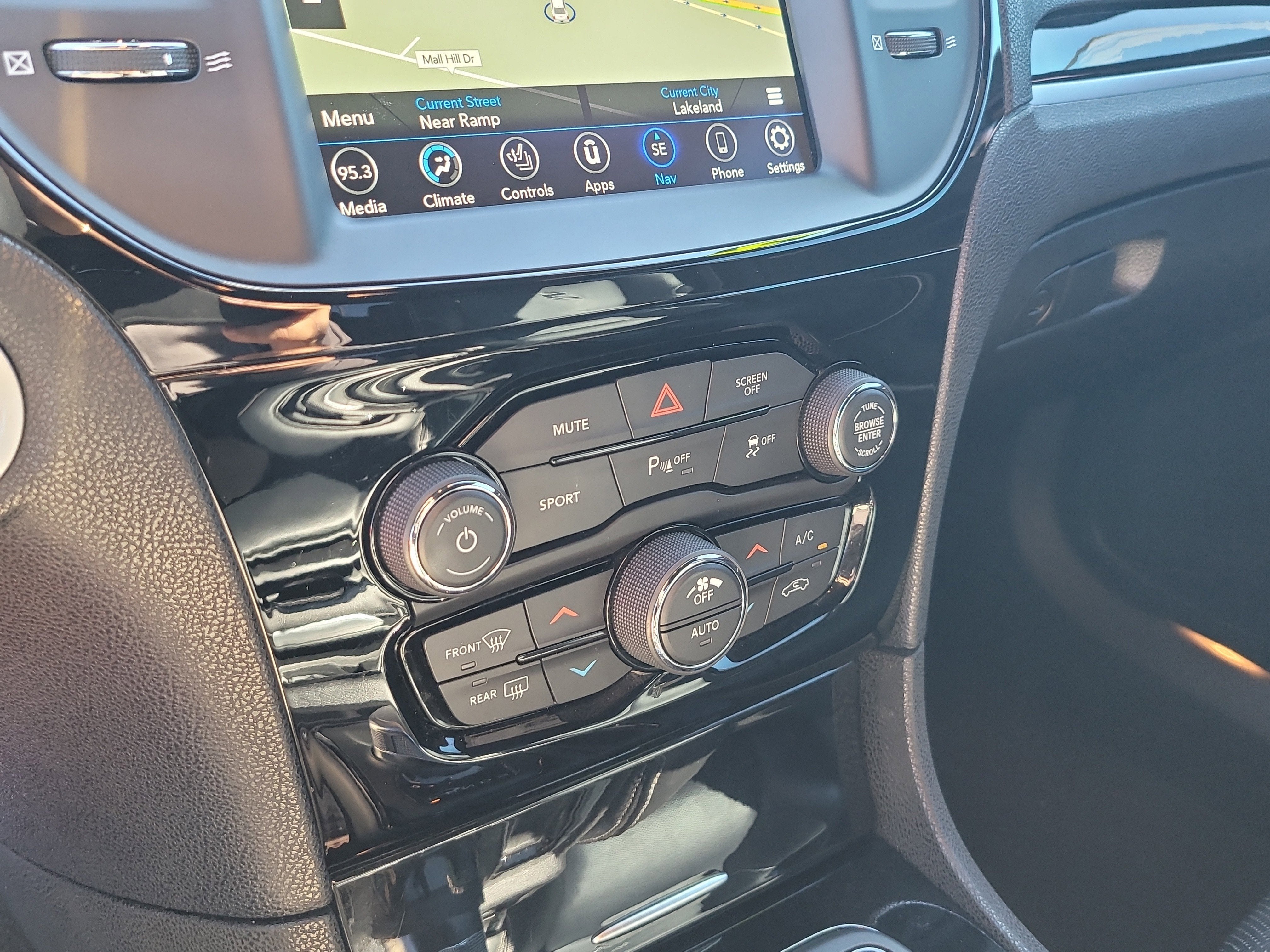 2023 Chrysler 300 300S