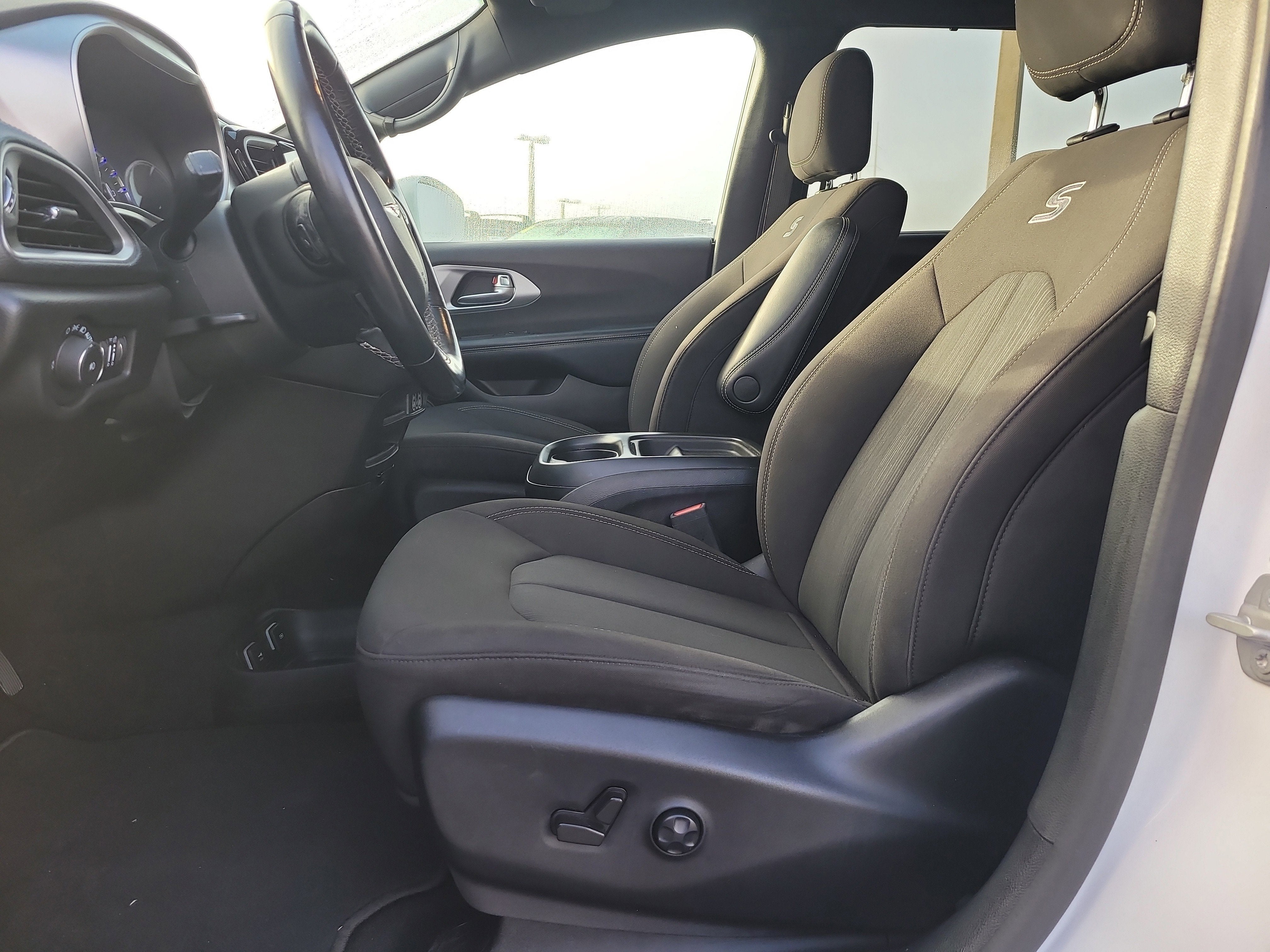 2021 Chrysler Pacifica Touring