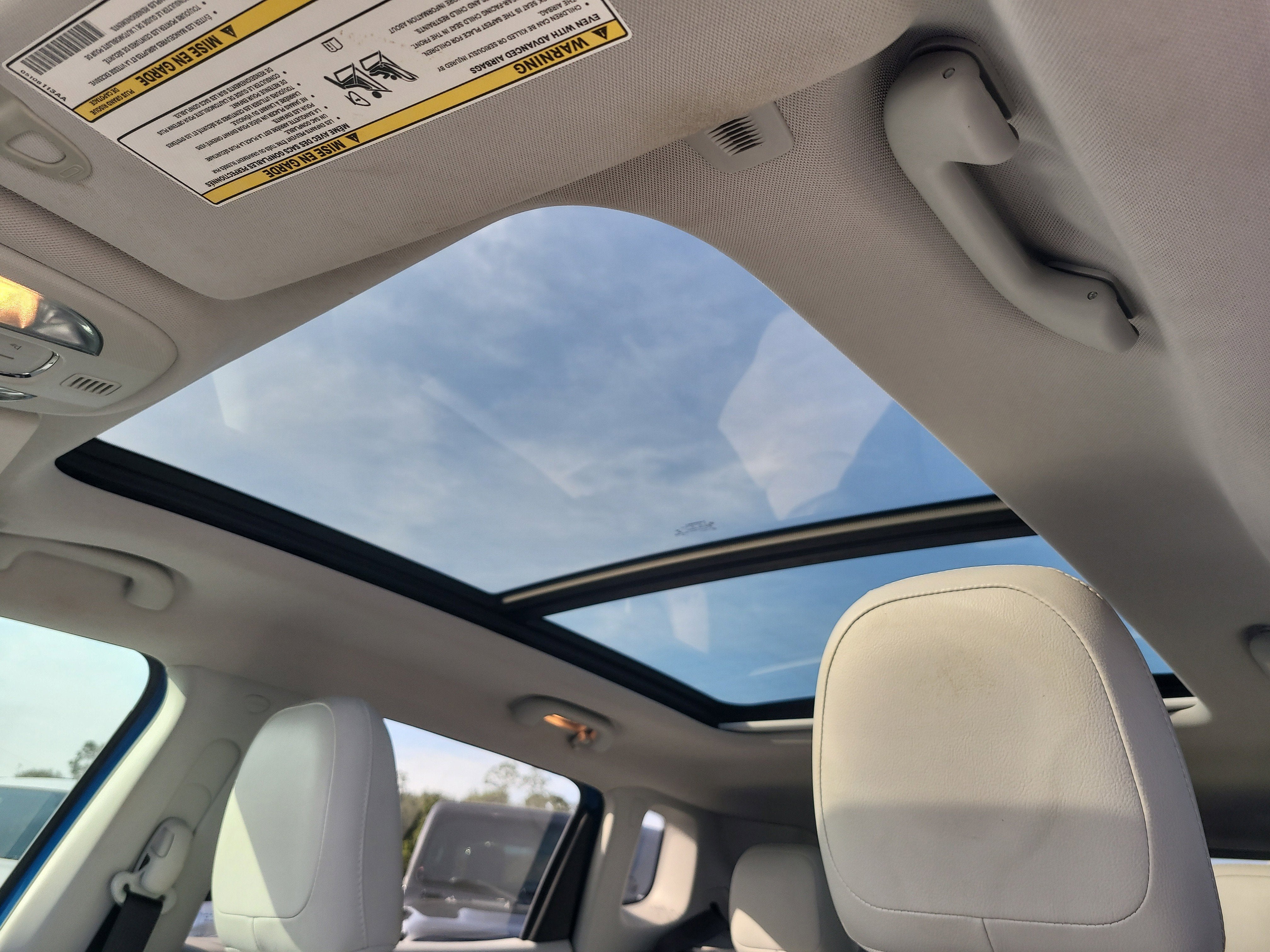 2019 Jeep Compass Latitude with Sun/Wheel Pkg