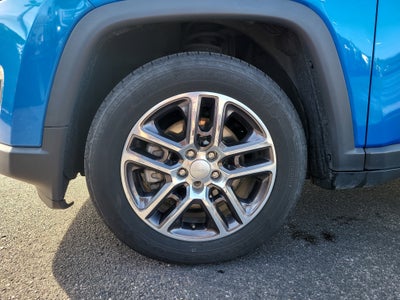 2019 Jeep Compass Latitude with Sun/Wheel Pkg