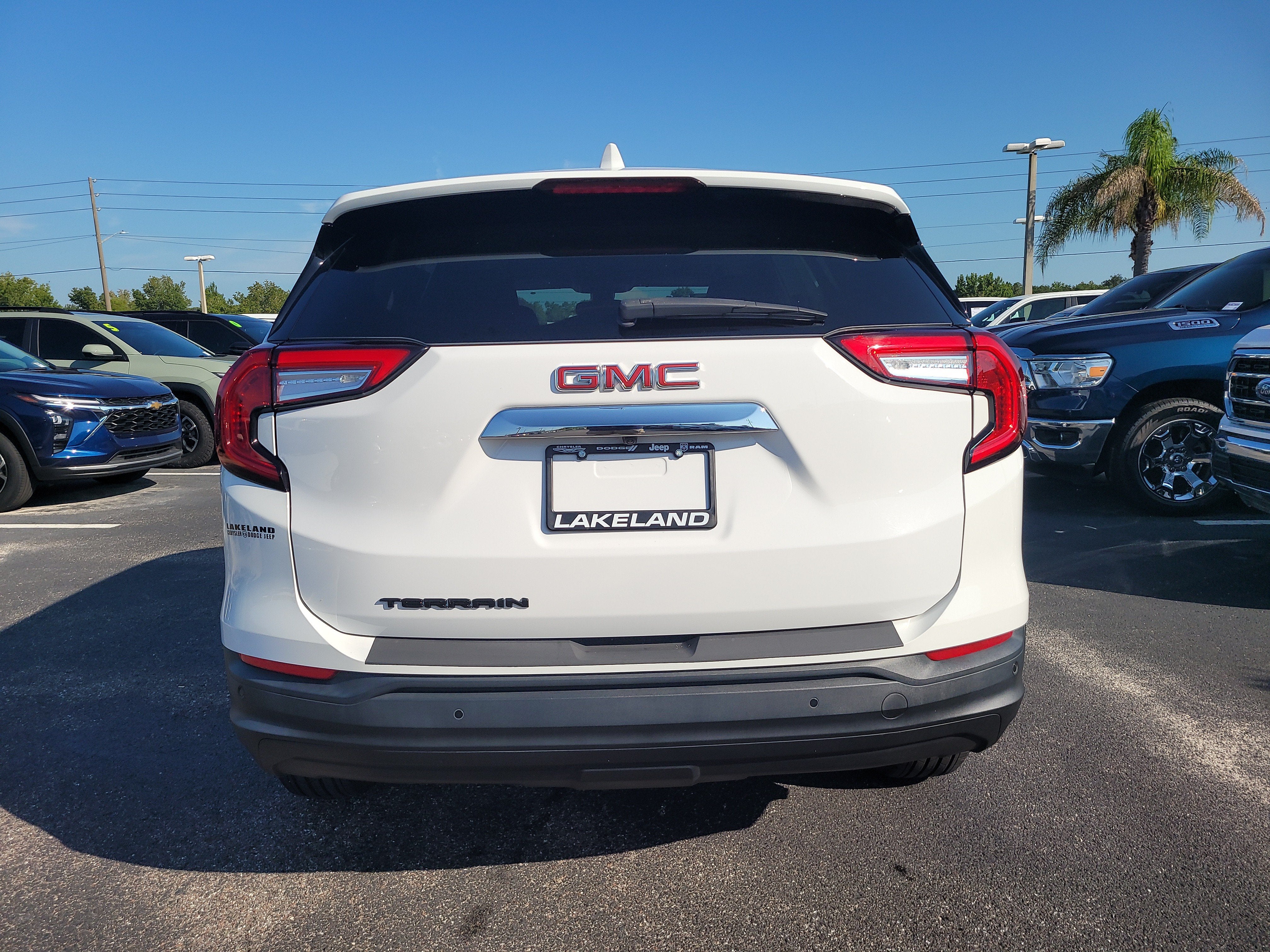 2023 GMC Terrain SLE