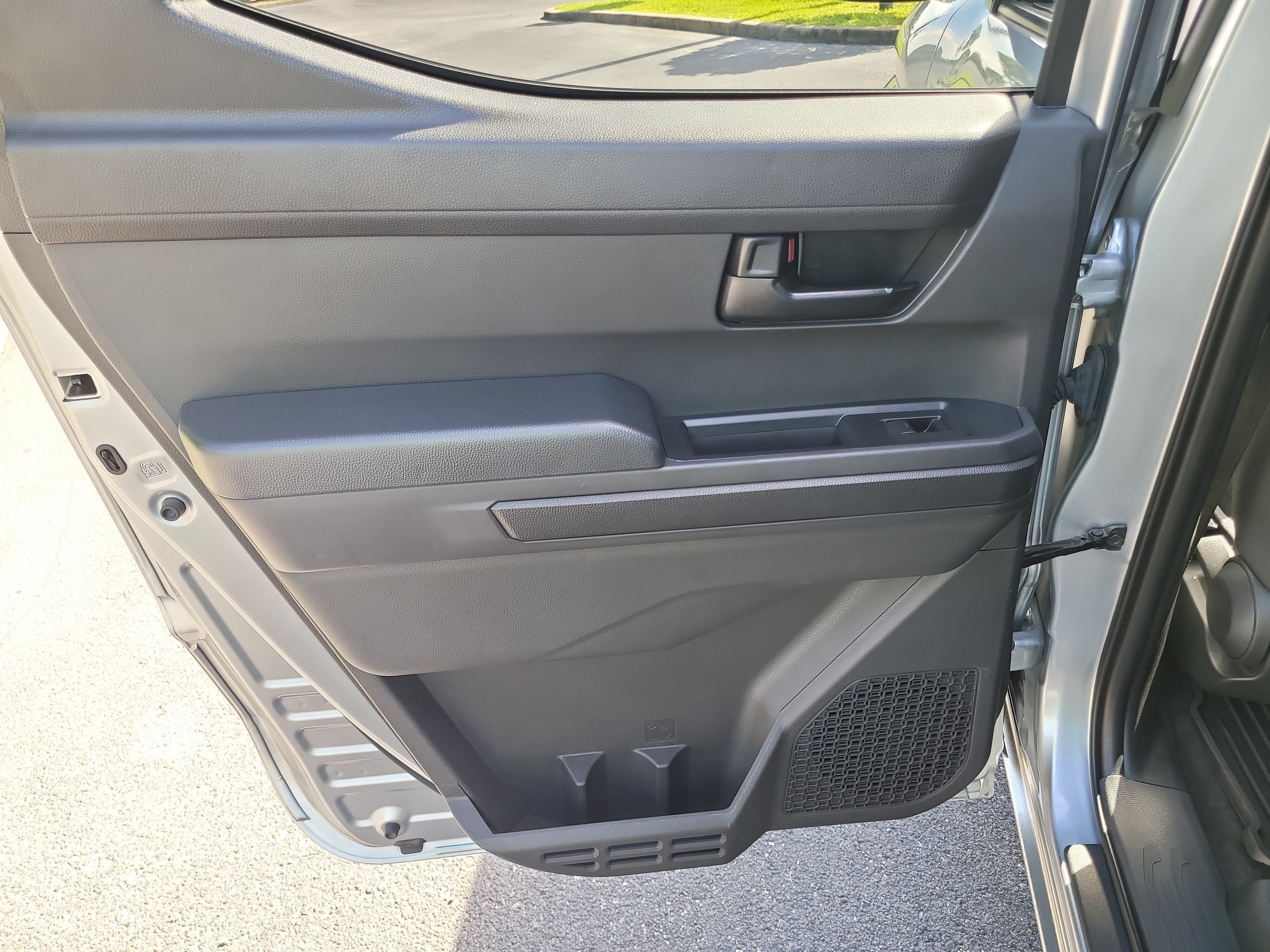 2024 Toyota Tacoma 2WD SR5