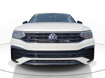 2022 Volkswagen Tiguan SE R-Line Black