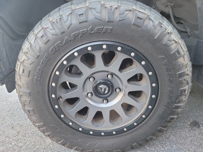 2010 Toyota Tundra 4WD Truck Grade