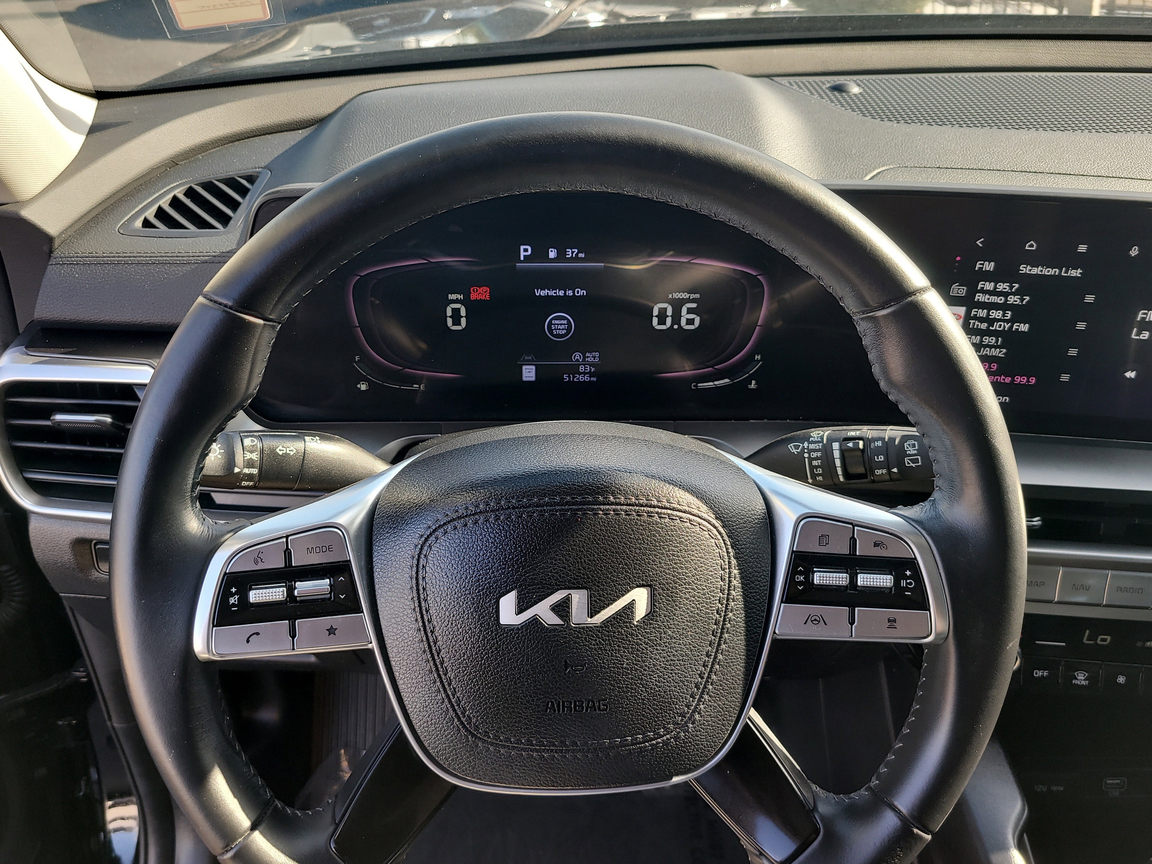 2023 Kia Telluride LX