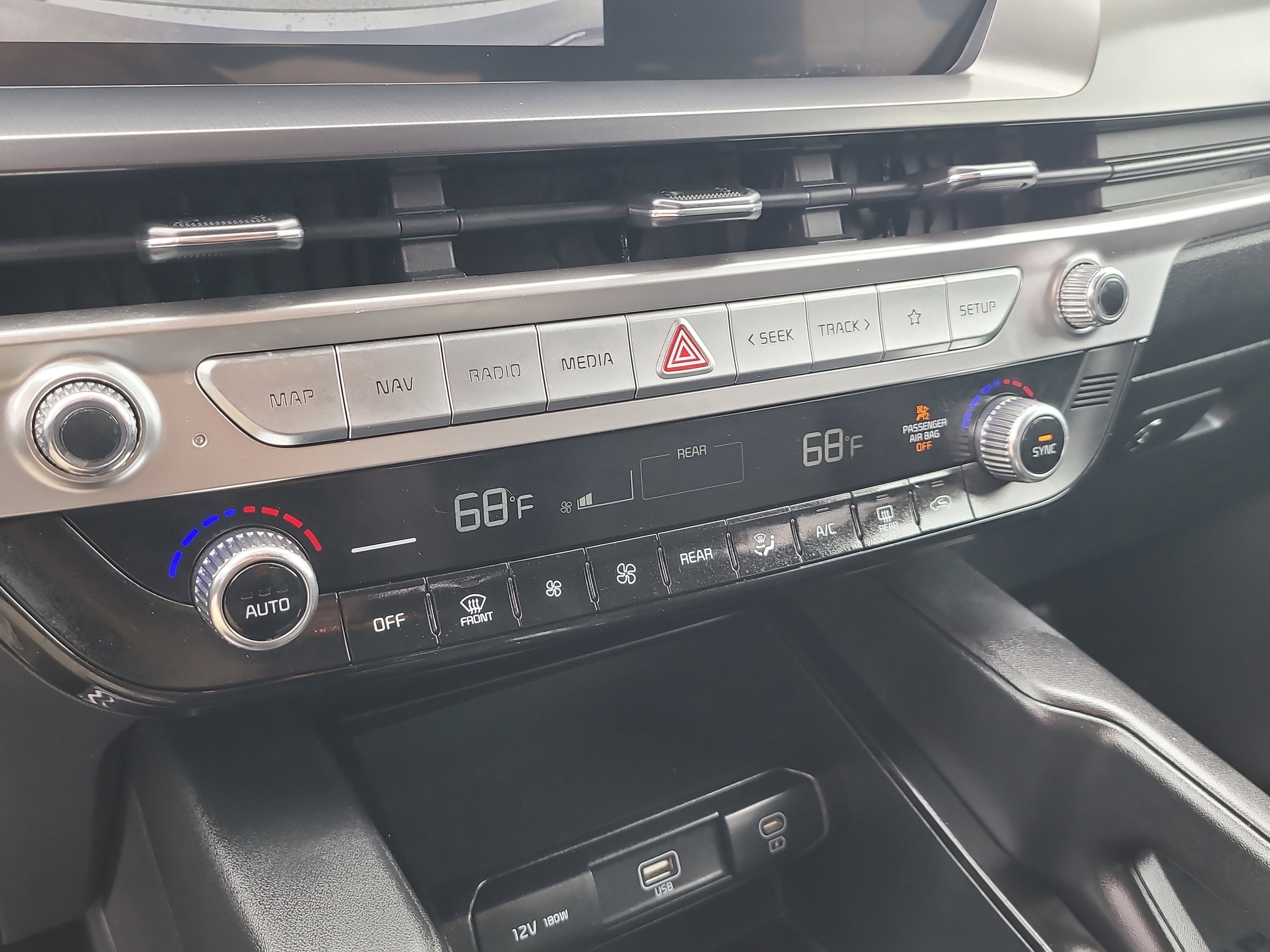 2023 Kia Telluride LX