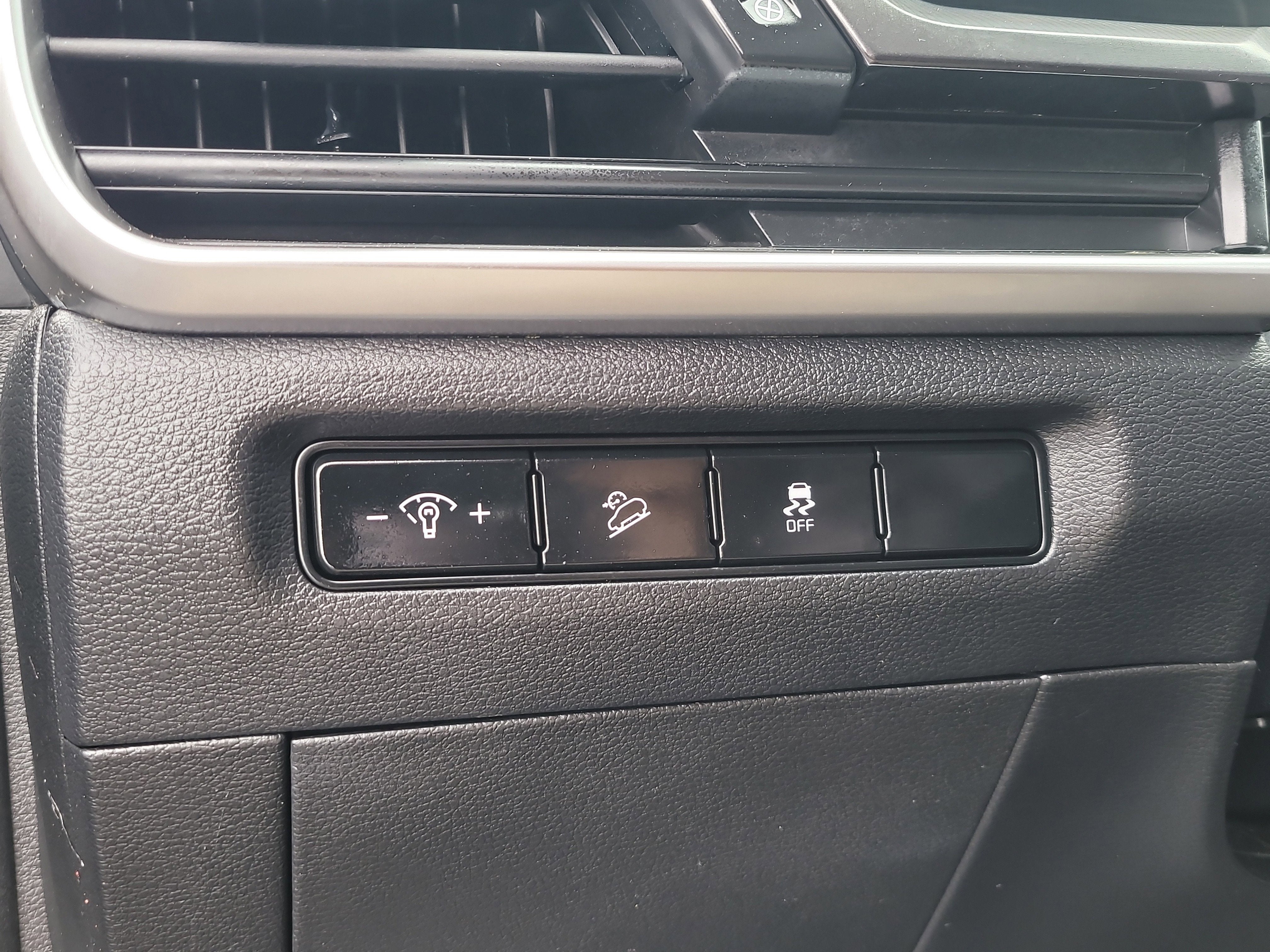 2023 Kia Telluride LX