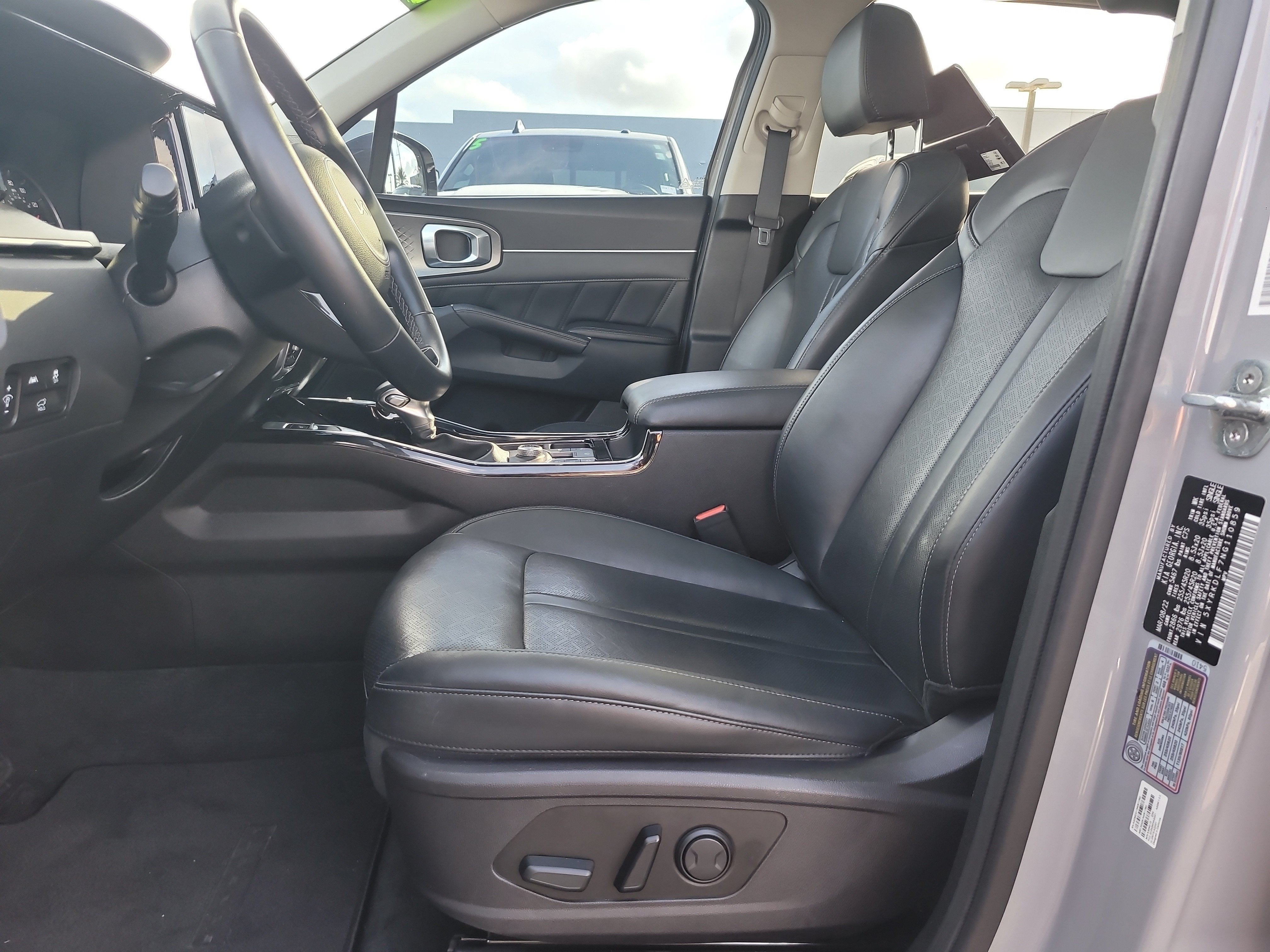 2022 Kia Sorento SX