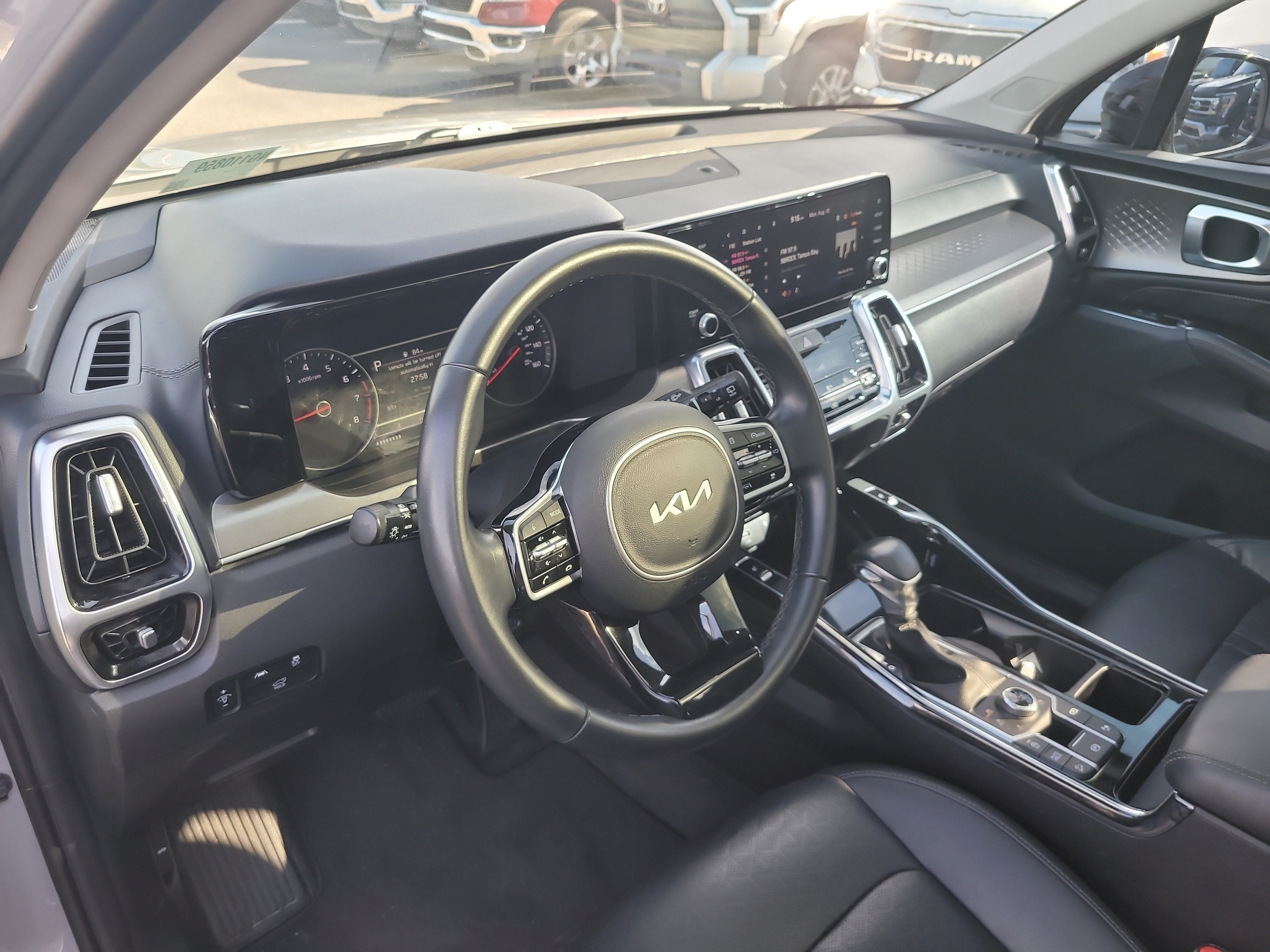 2022 Kia Sorento SX