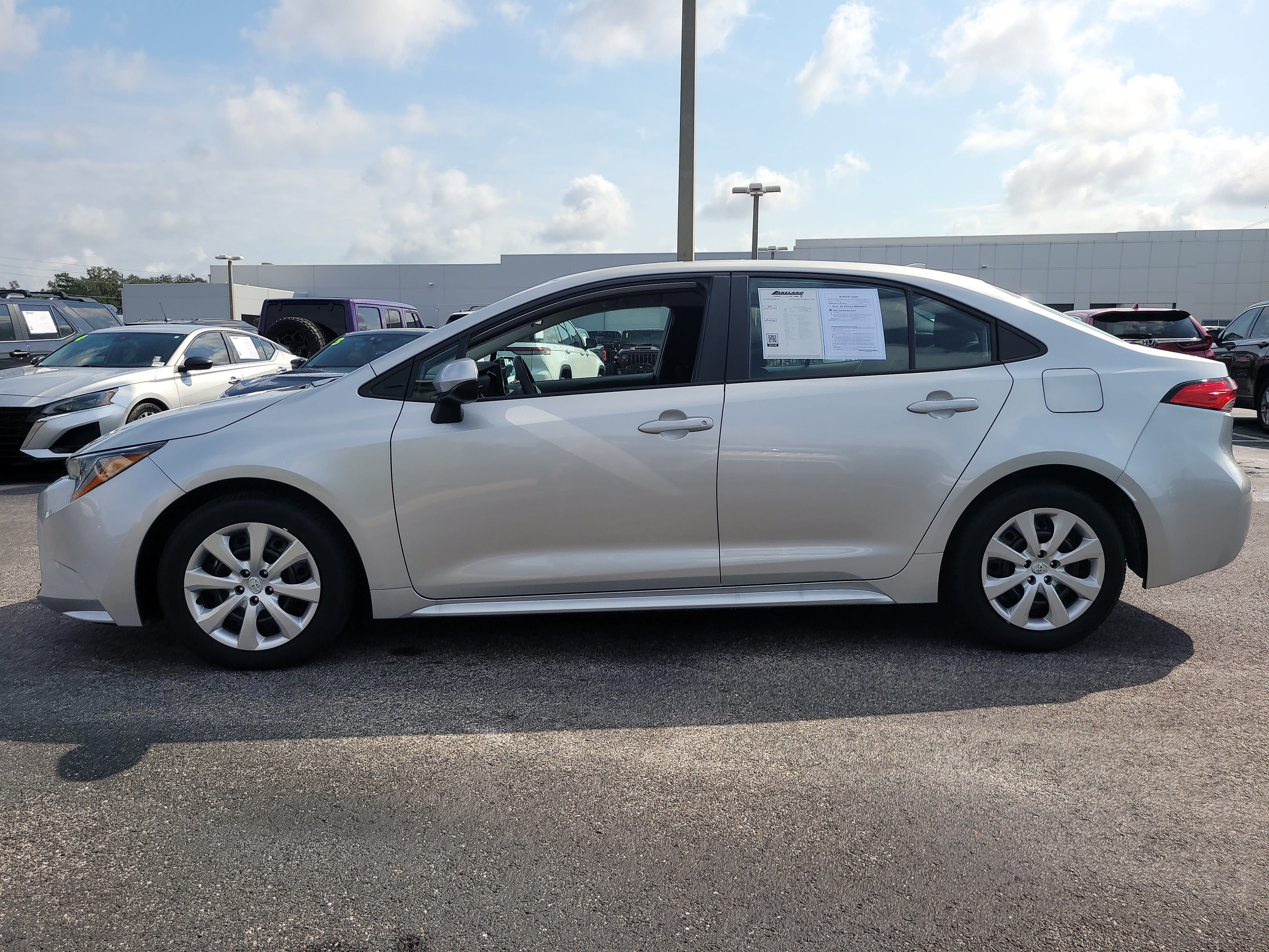 2025 Toyota Corolla LE