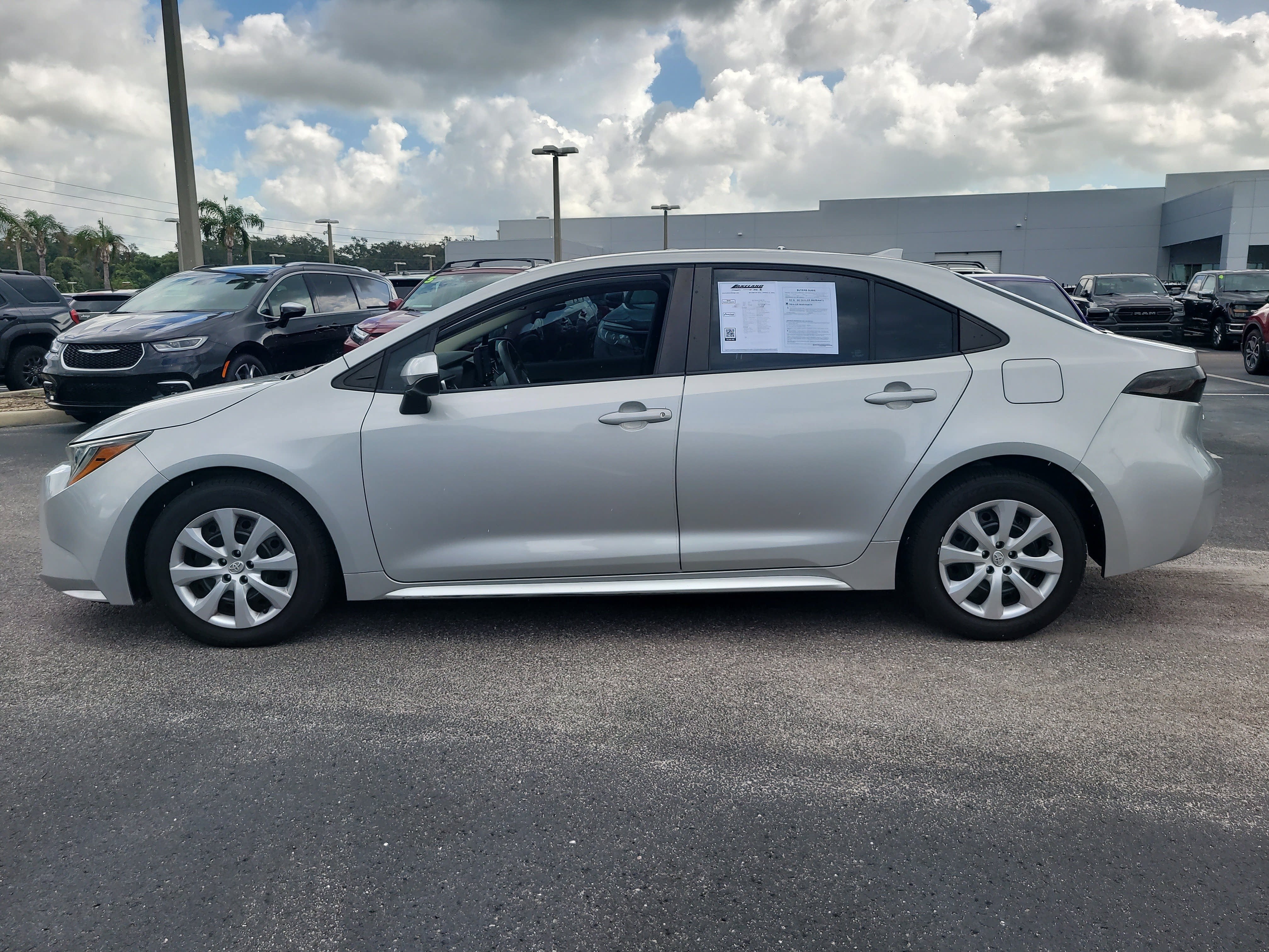 2022 Toyota Corolla LE