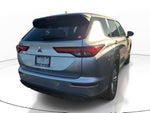 2024 Mitsubishi Outlander ES