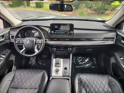 2022 Mitsubishi Outlander SEL