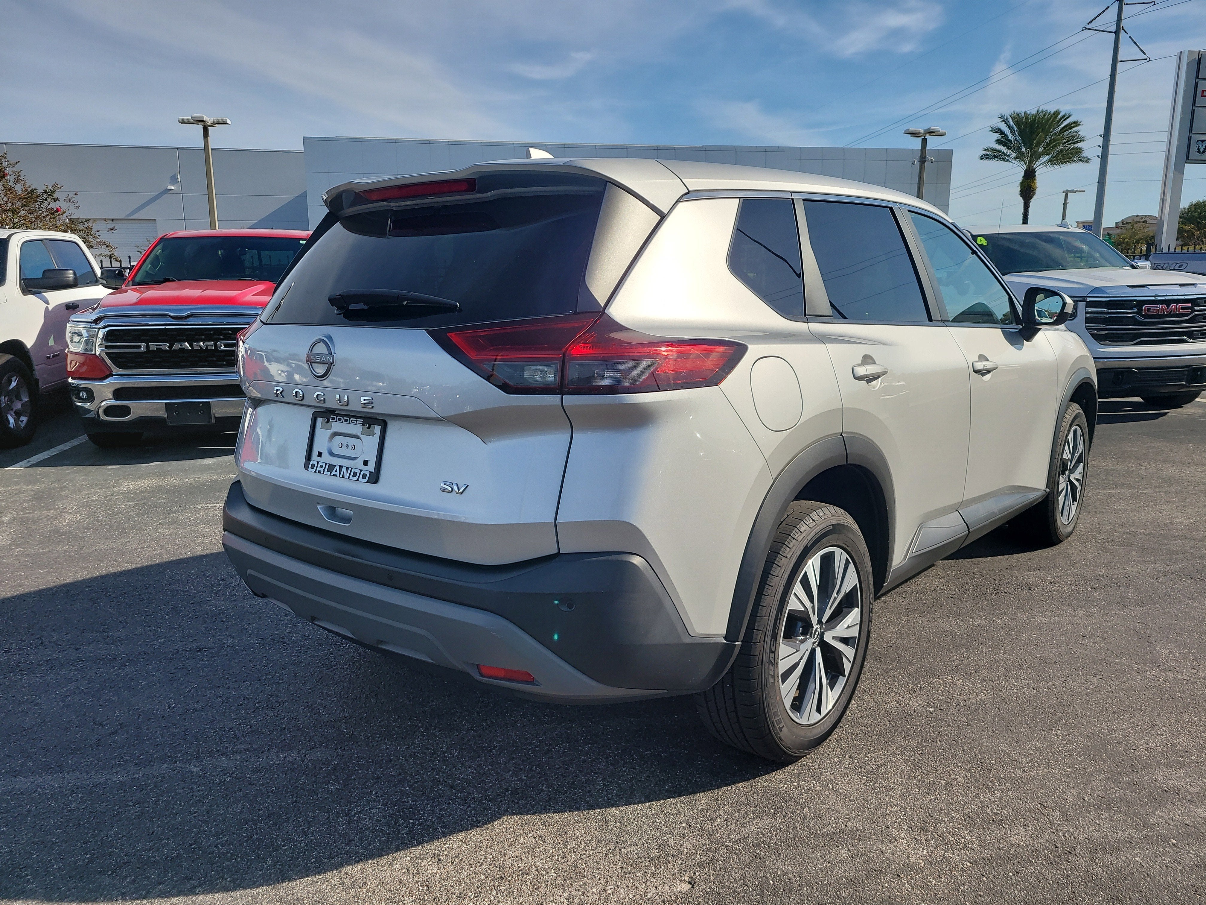 2023 Nissan Rogue SV