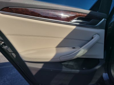 2018 BMW 5 Series 540i