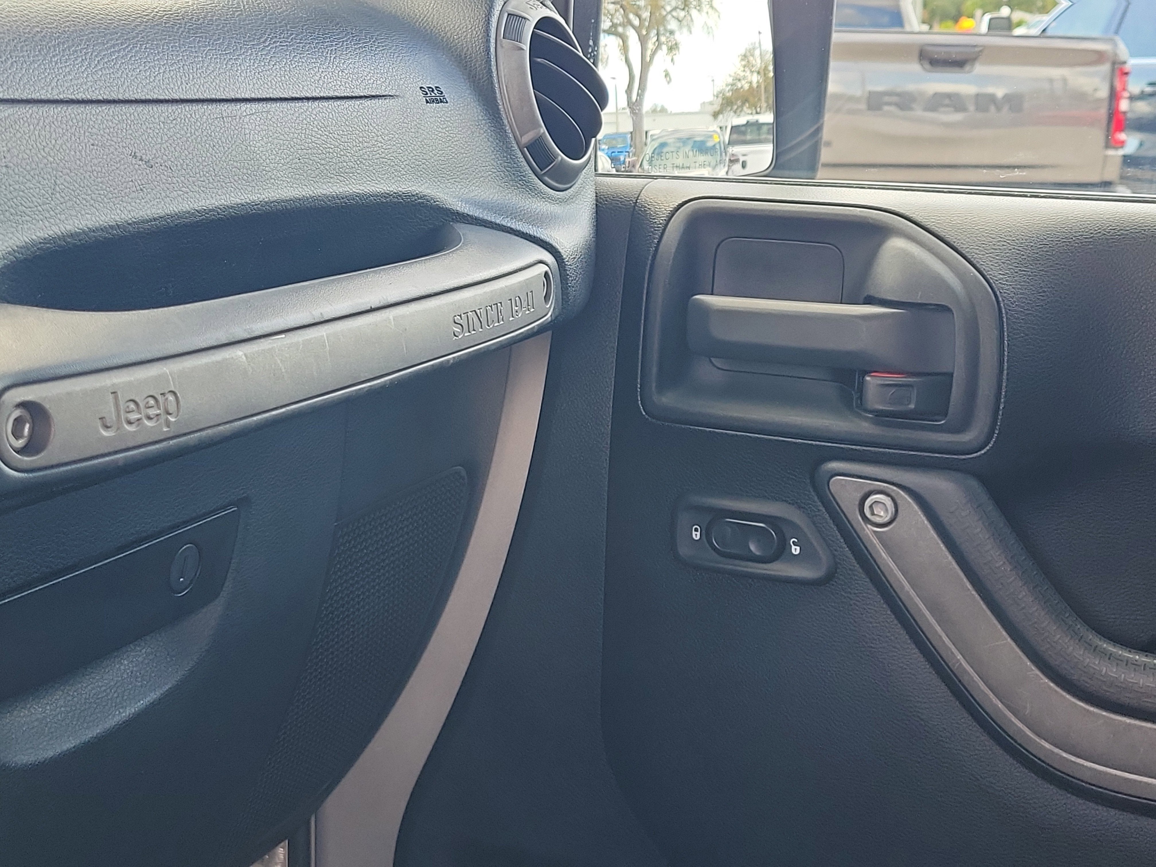 2012 Jeep Wrangler Unlimited Sport