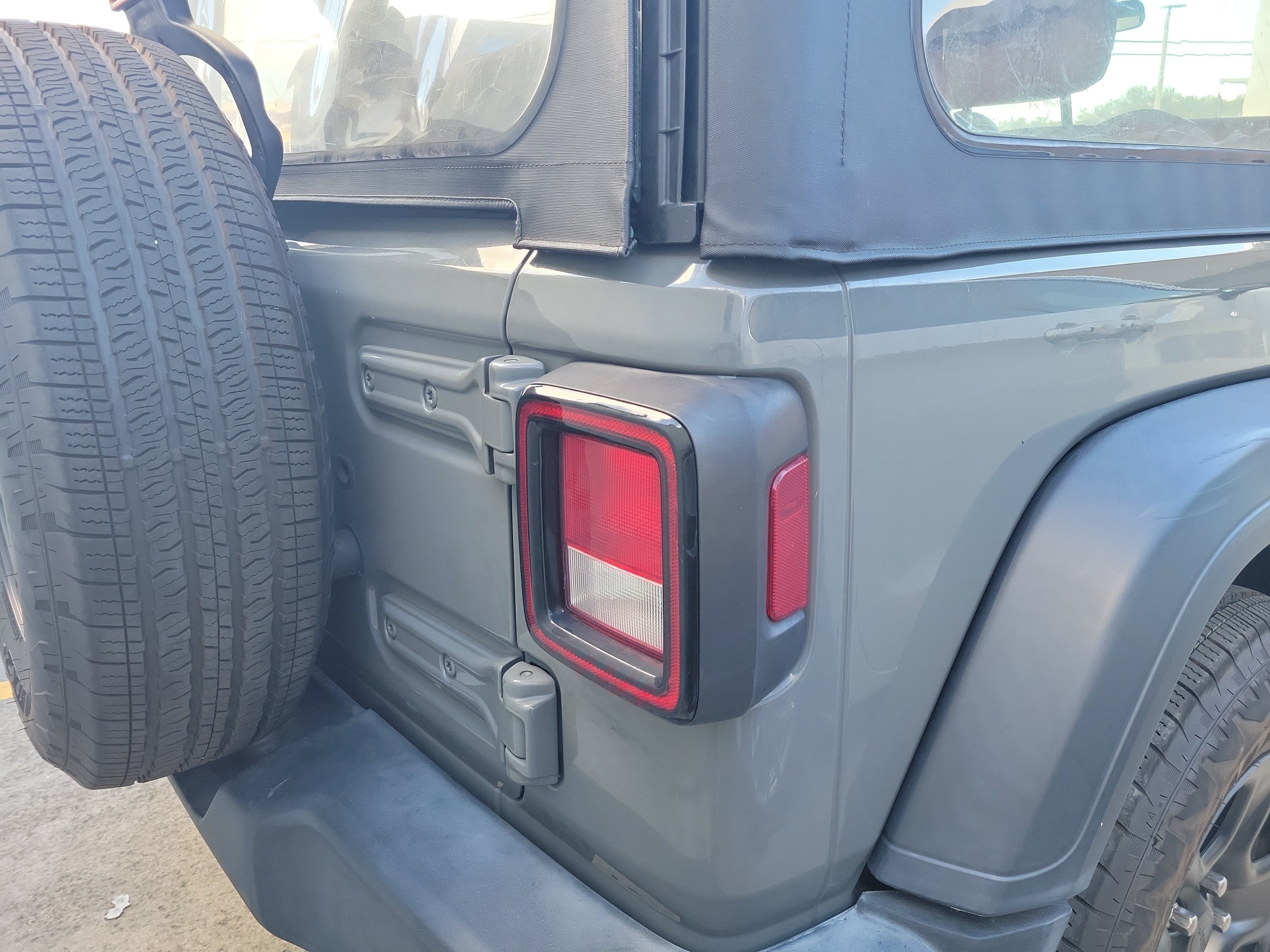 2020 Jeep Wrangler Sport