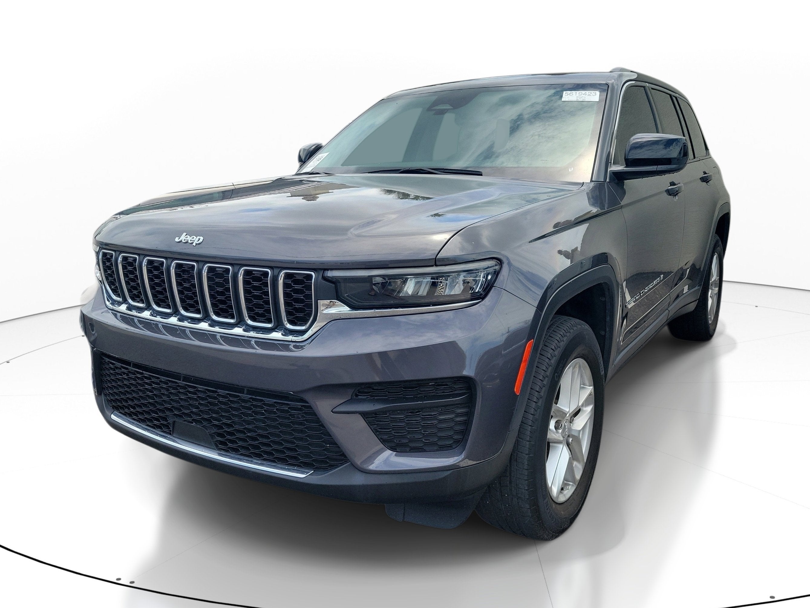 2023 Jeep Grand Cherokee Laredo