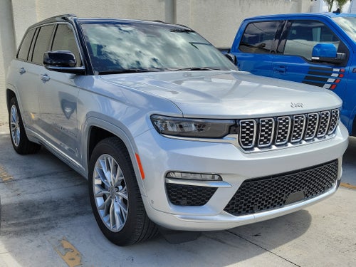 2024 Jeep Grand Cherokee Summit