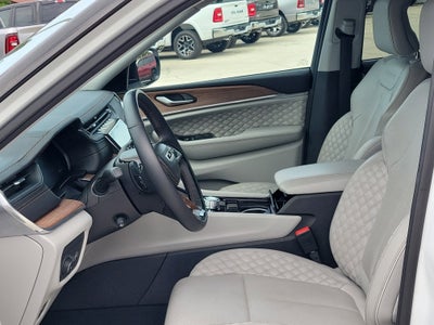 2023 Jeep Grand Cherokee L Summit