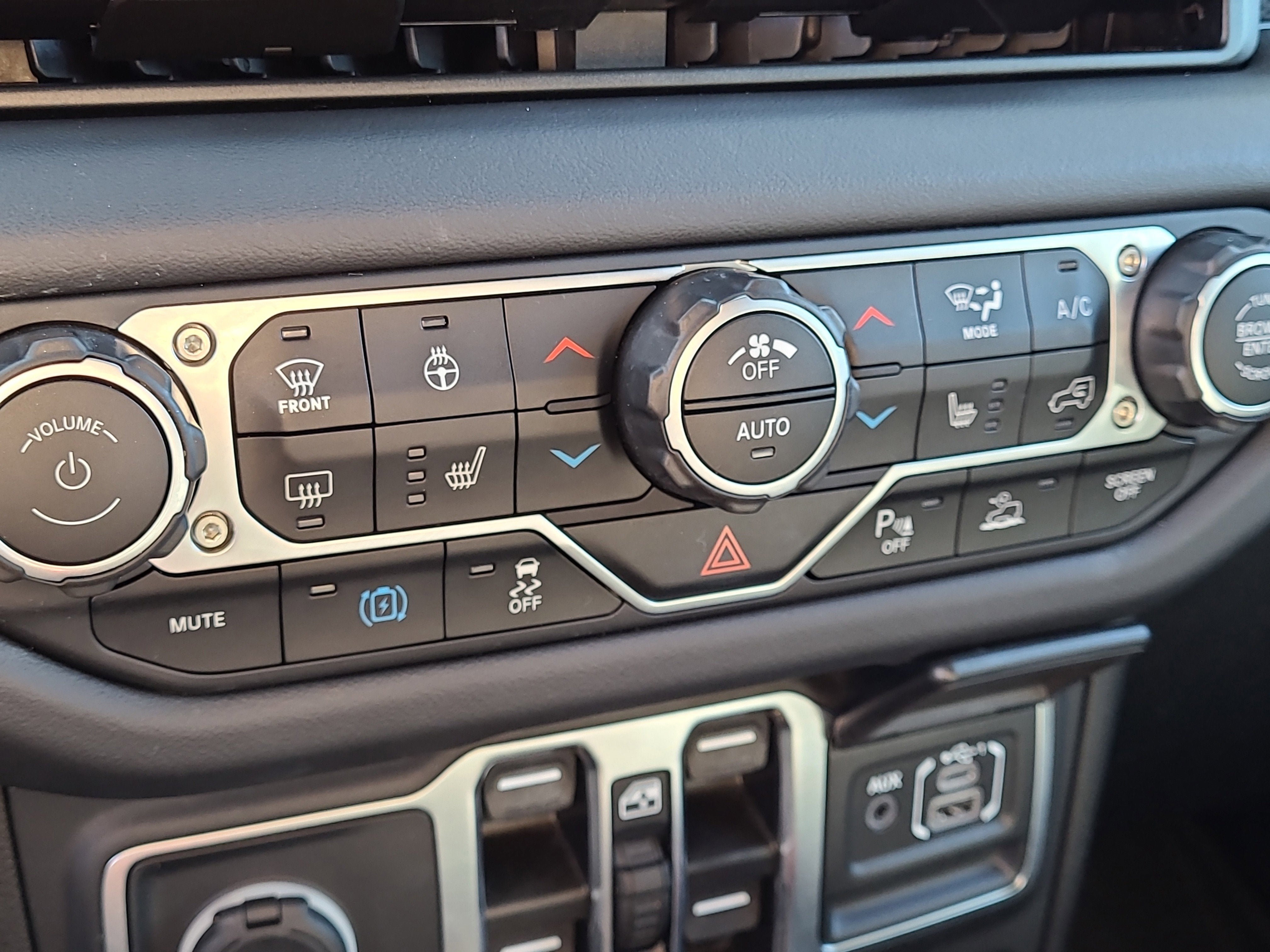 2024 Jeep Wrangler 4xe Rubicon X