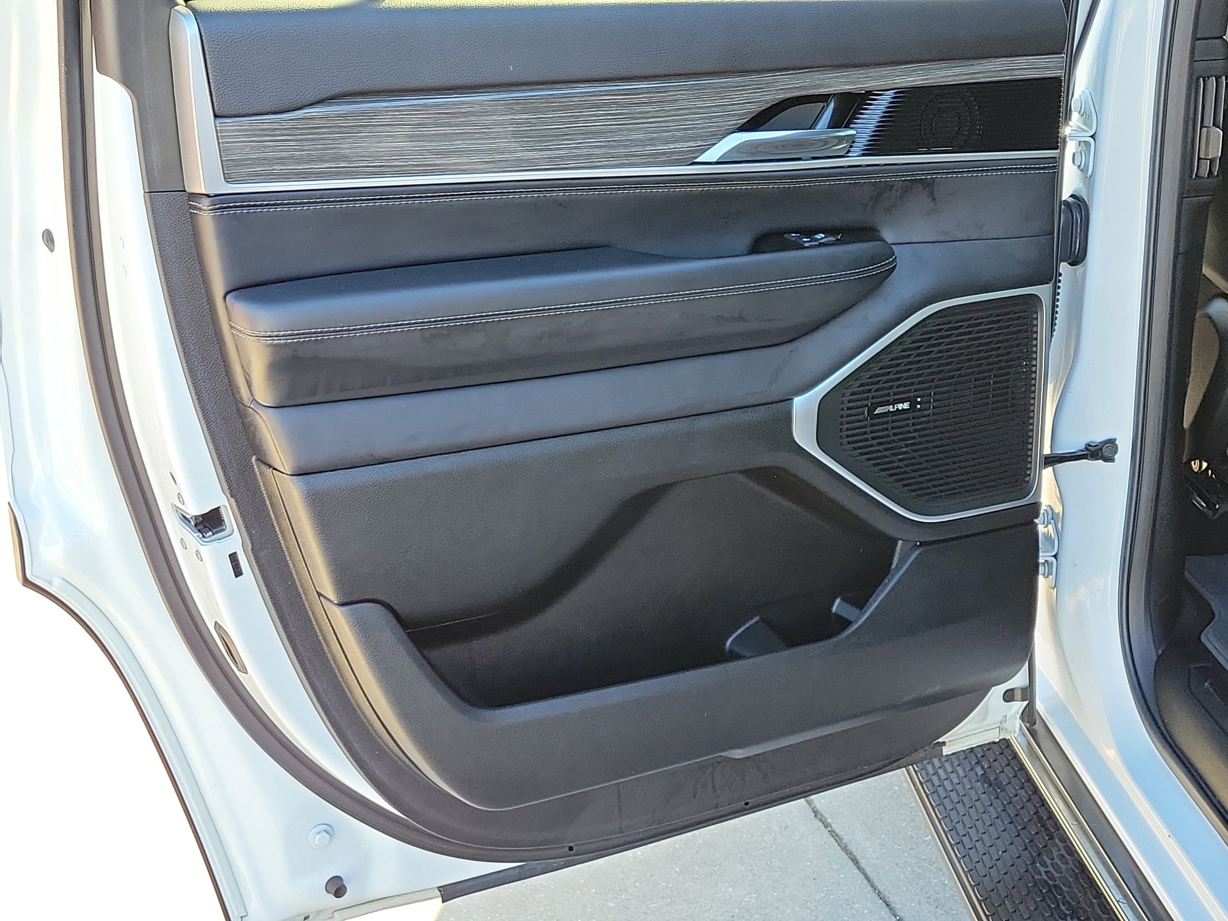 2022 Jeep Wagoneer Series II