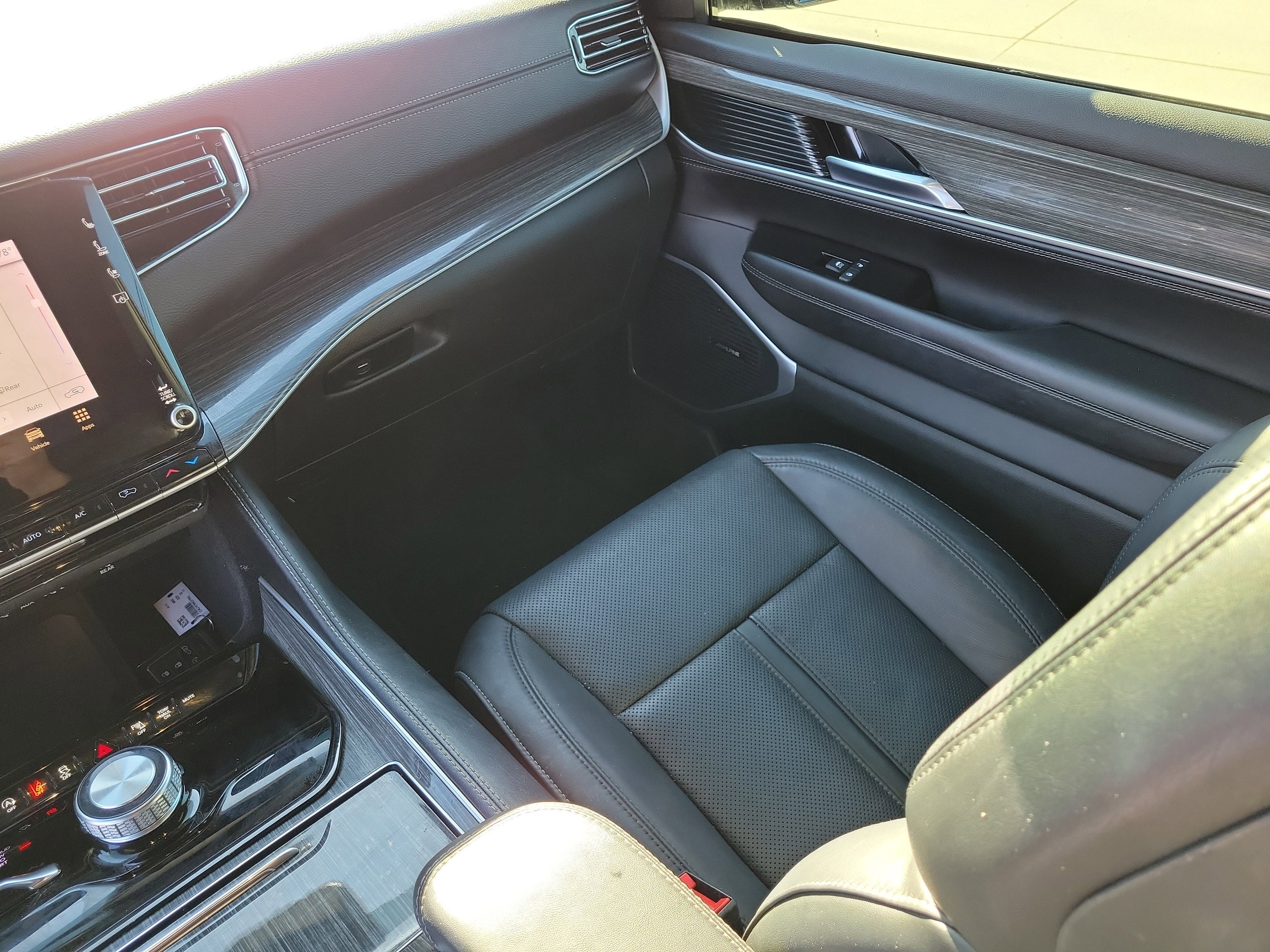 2022 Jeep Wagoneer Series II