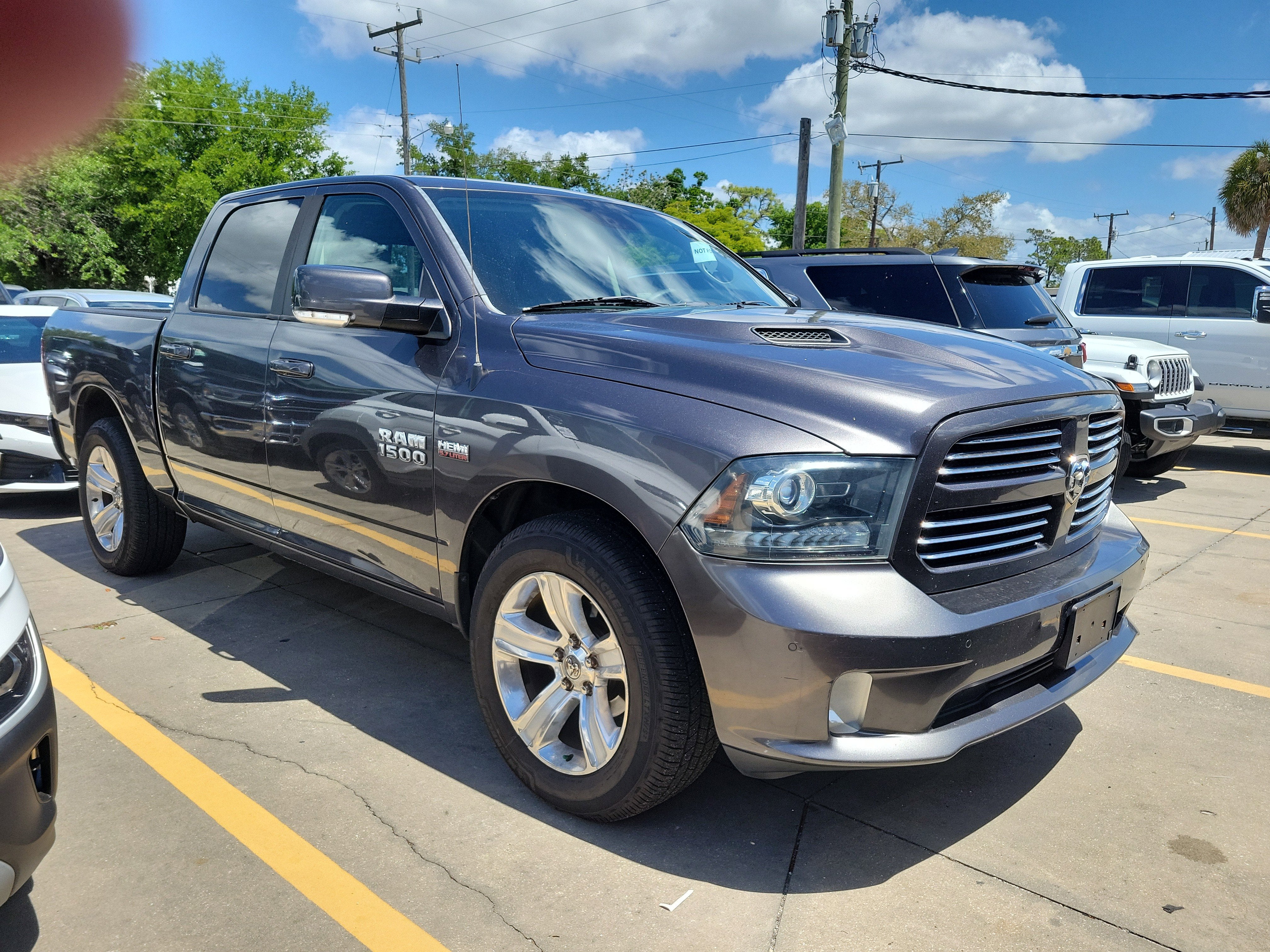 2016 RAM 1500 Sport