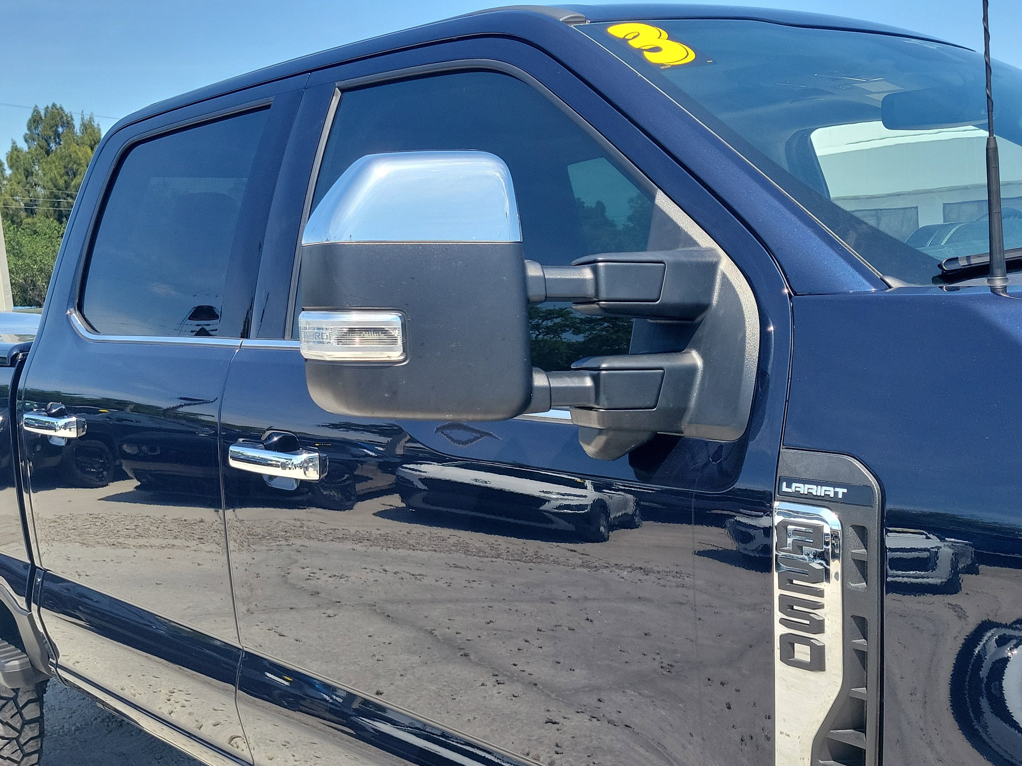 2023 Ford Super Duty F-250 SRW LARIAT