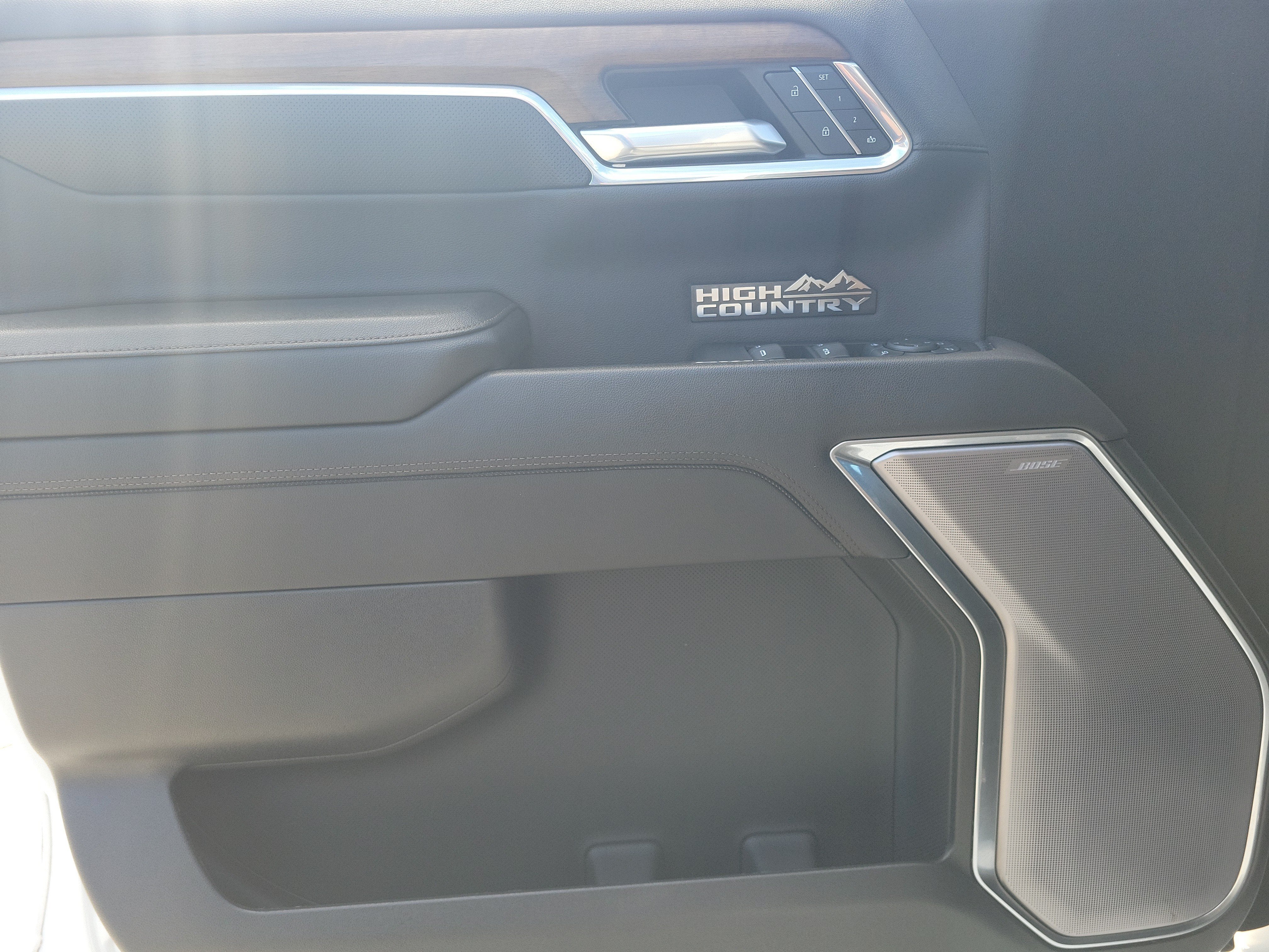 2023 Chevrolet Silverado 1500 High Country