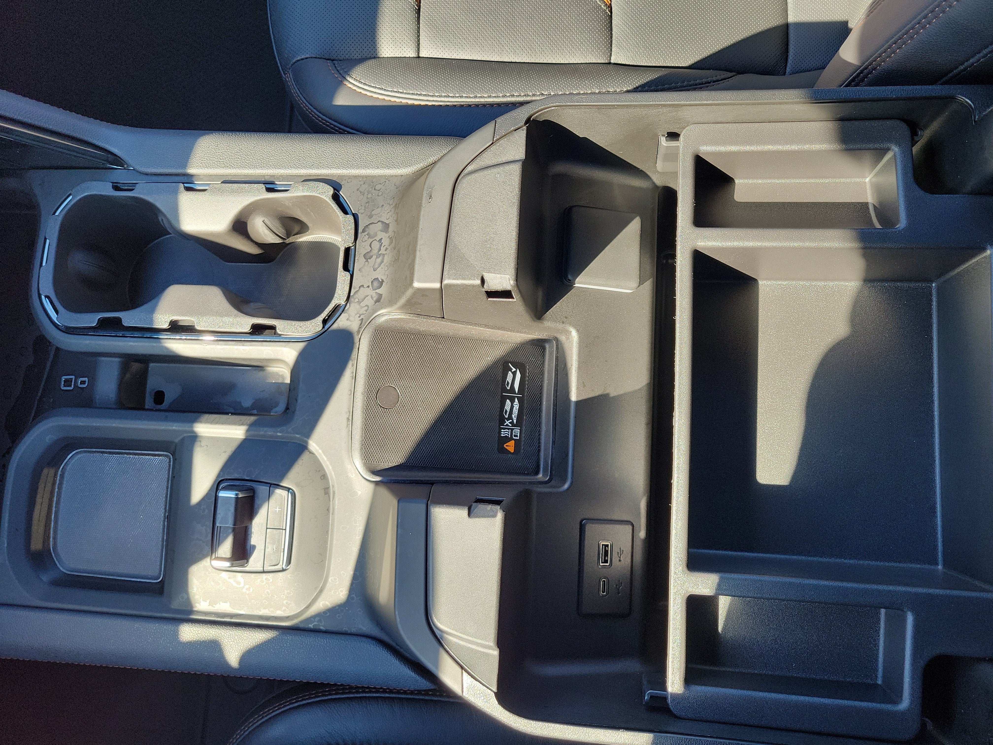 2025 GMC Sierra 3500HD AT4