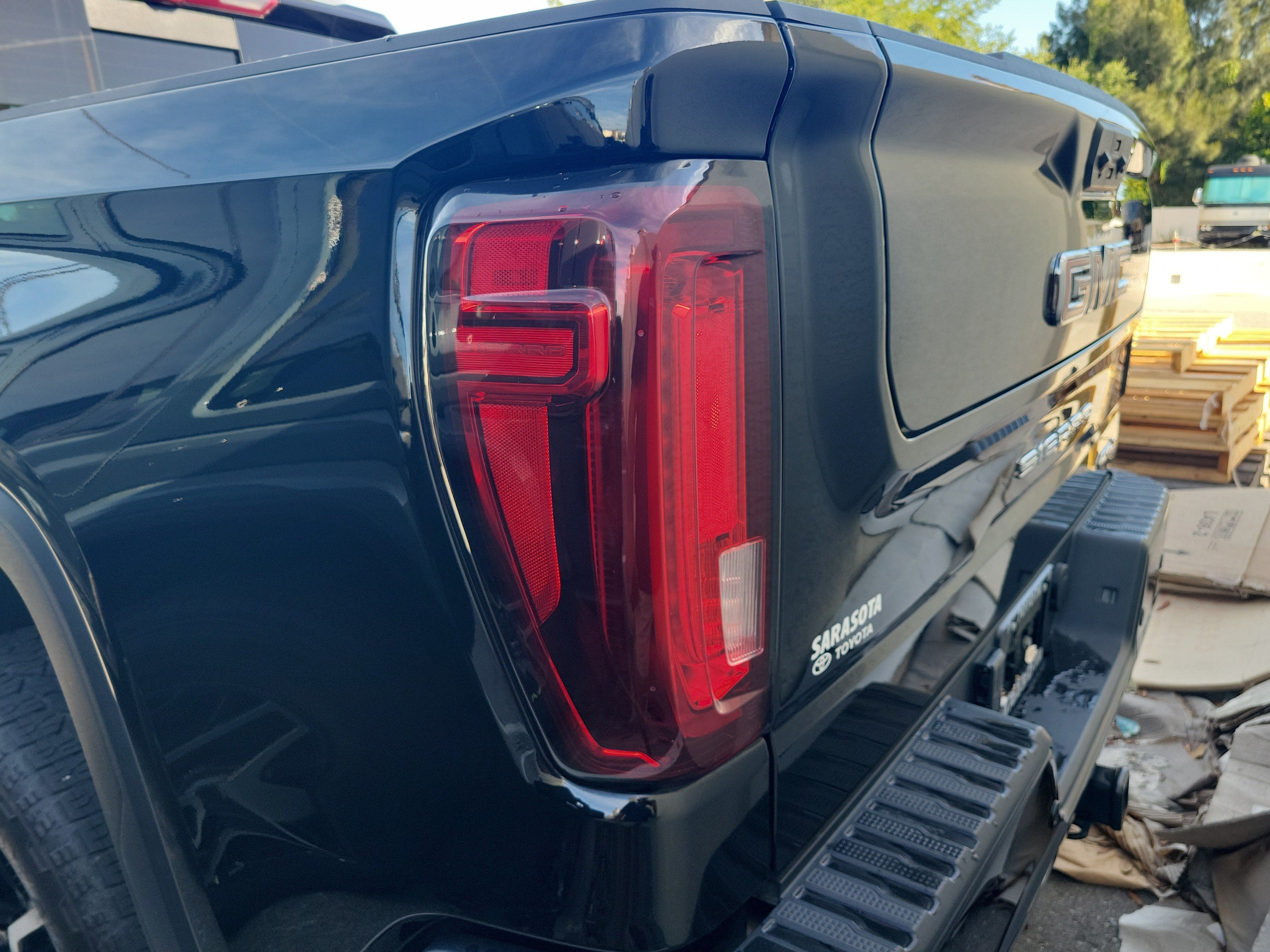 2024 GMC Sierra 1500 AT4