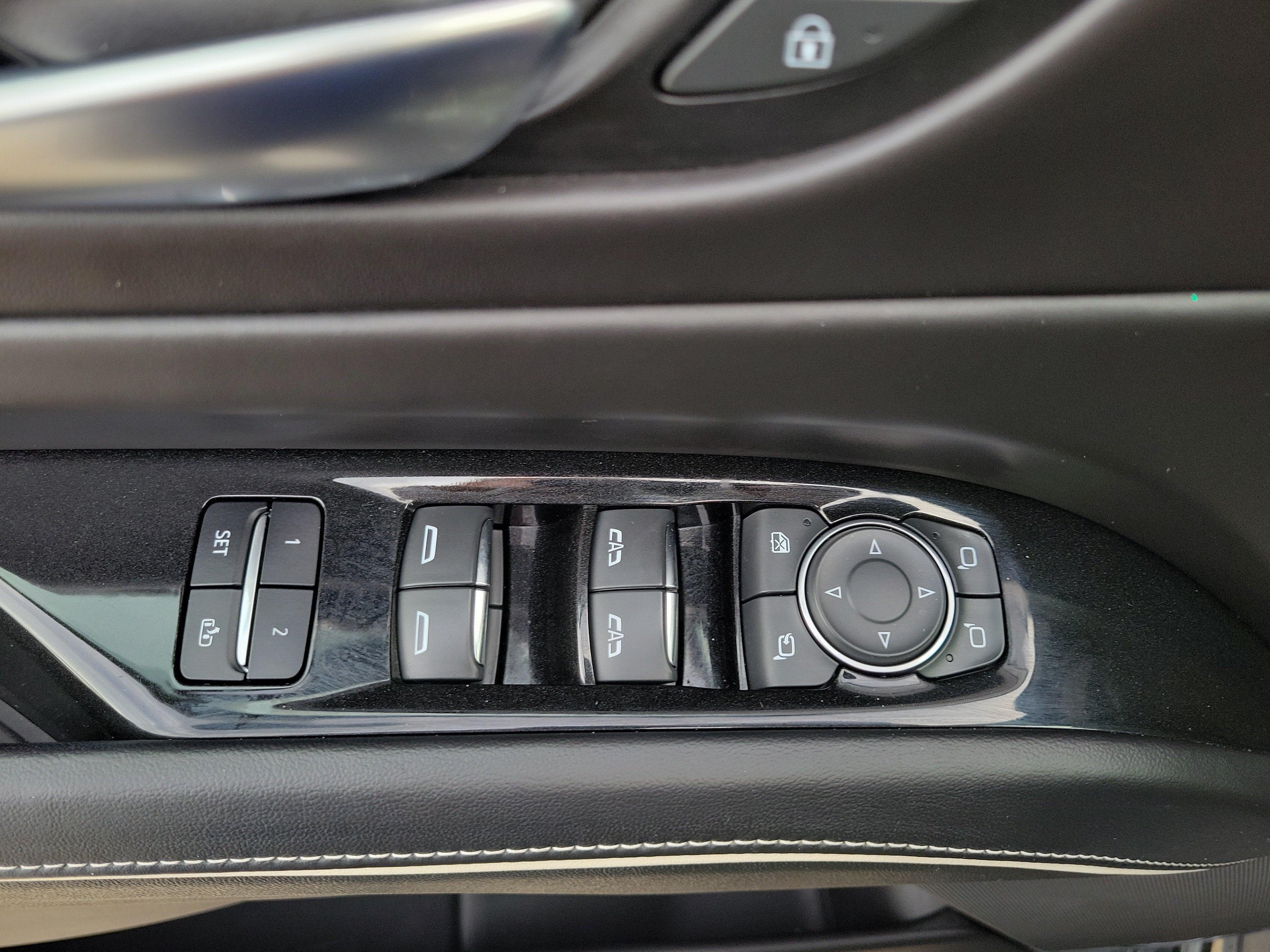 2023 Cadillac Escalade 4WD Sport Platinum