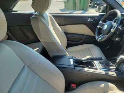 2013 Ford Mustang V6 Premium