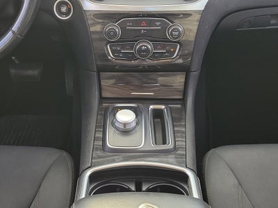 2019 Chrysler 300 Touring