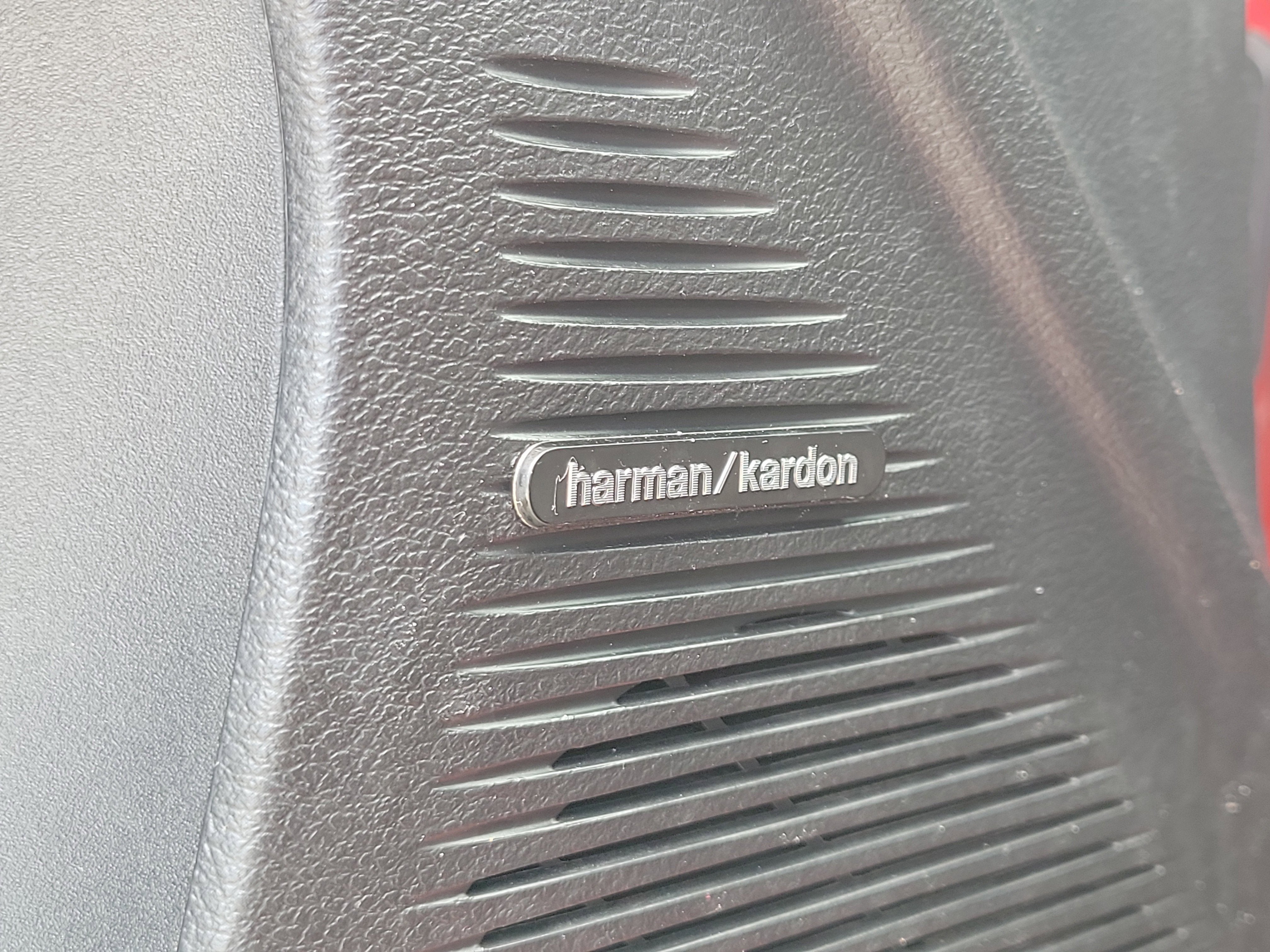 2017 Dodge Challenger SXT Plus