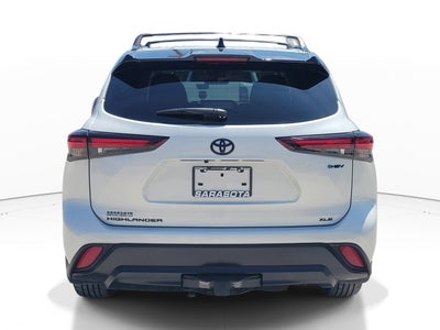 2025 Toyota Highlander Hybrid XLE