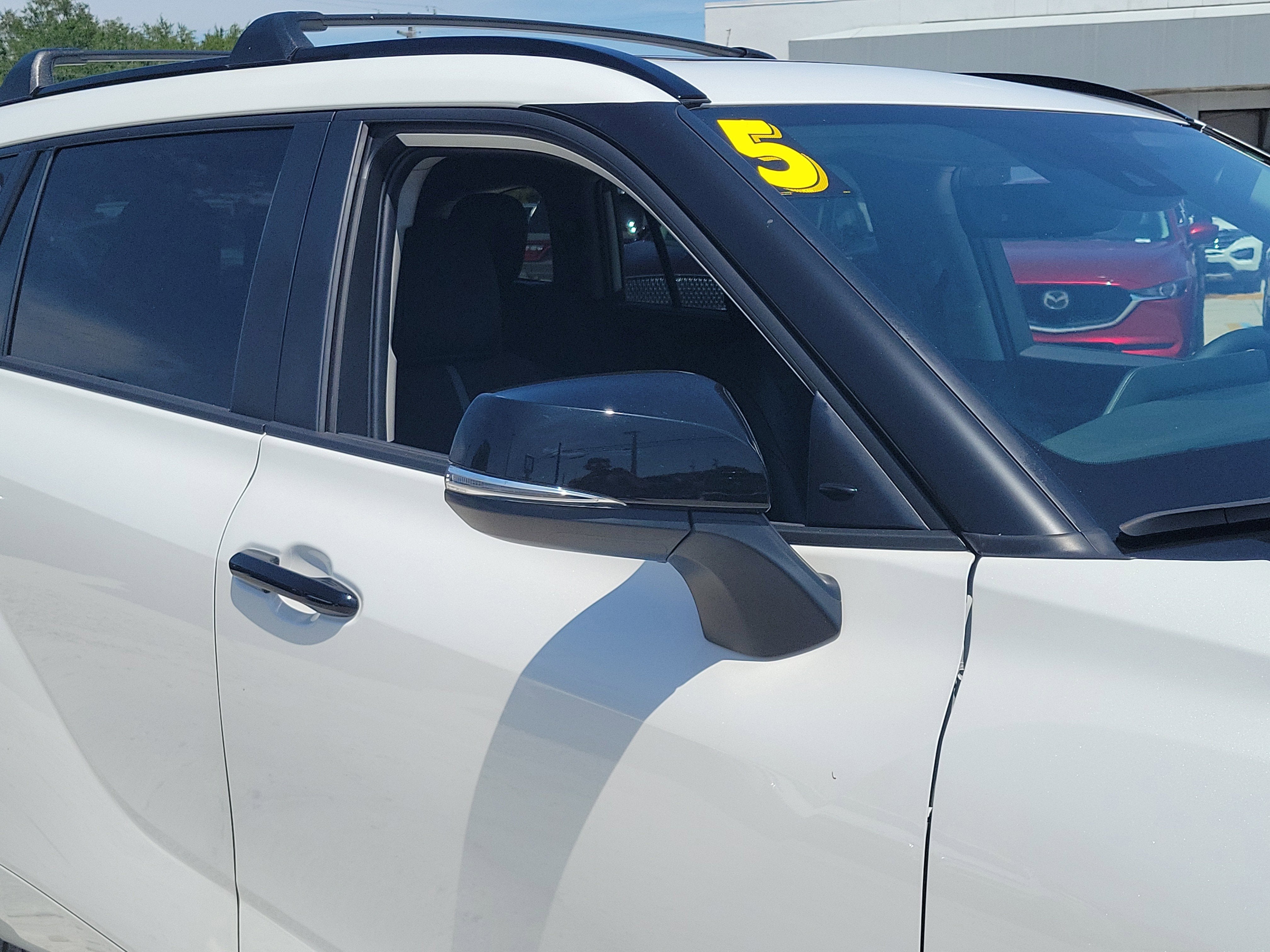 2025 Toyota Highlander Hybrid XLE