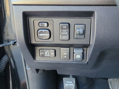 2017 Toyota Tundra 4WD SR5