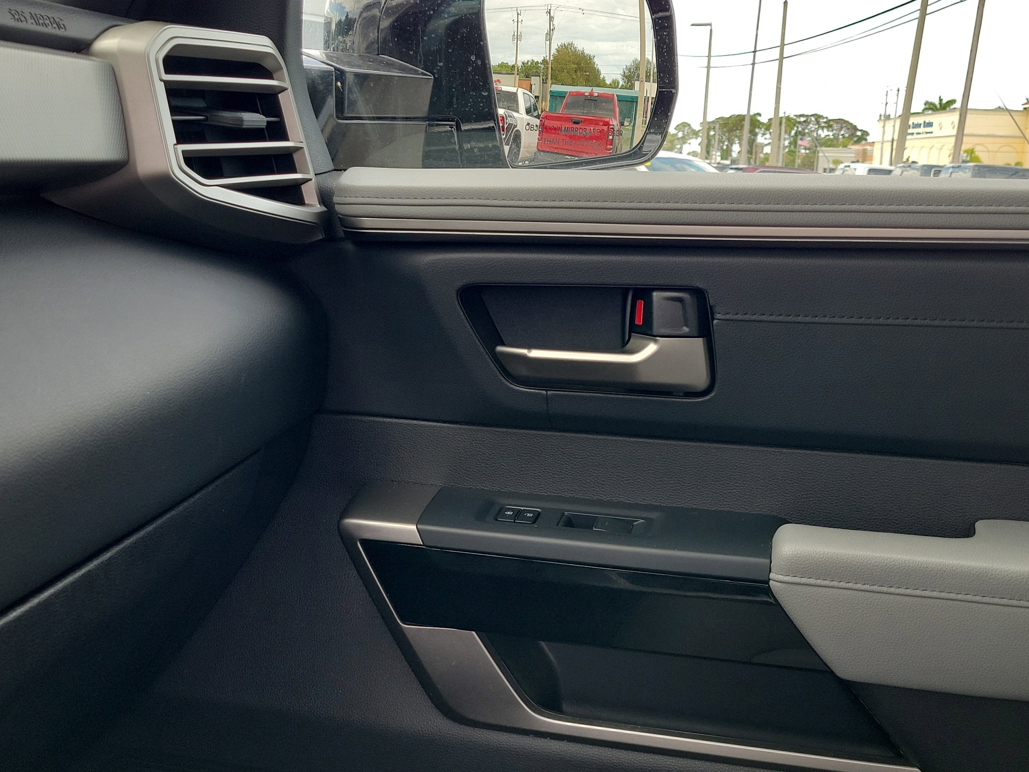 2025 Toyota Tundra 4WD Limited