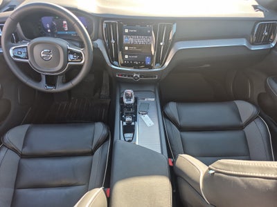 2024 Volvo S60 Plus Black Edition