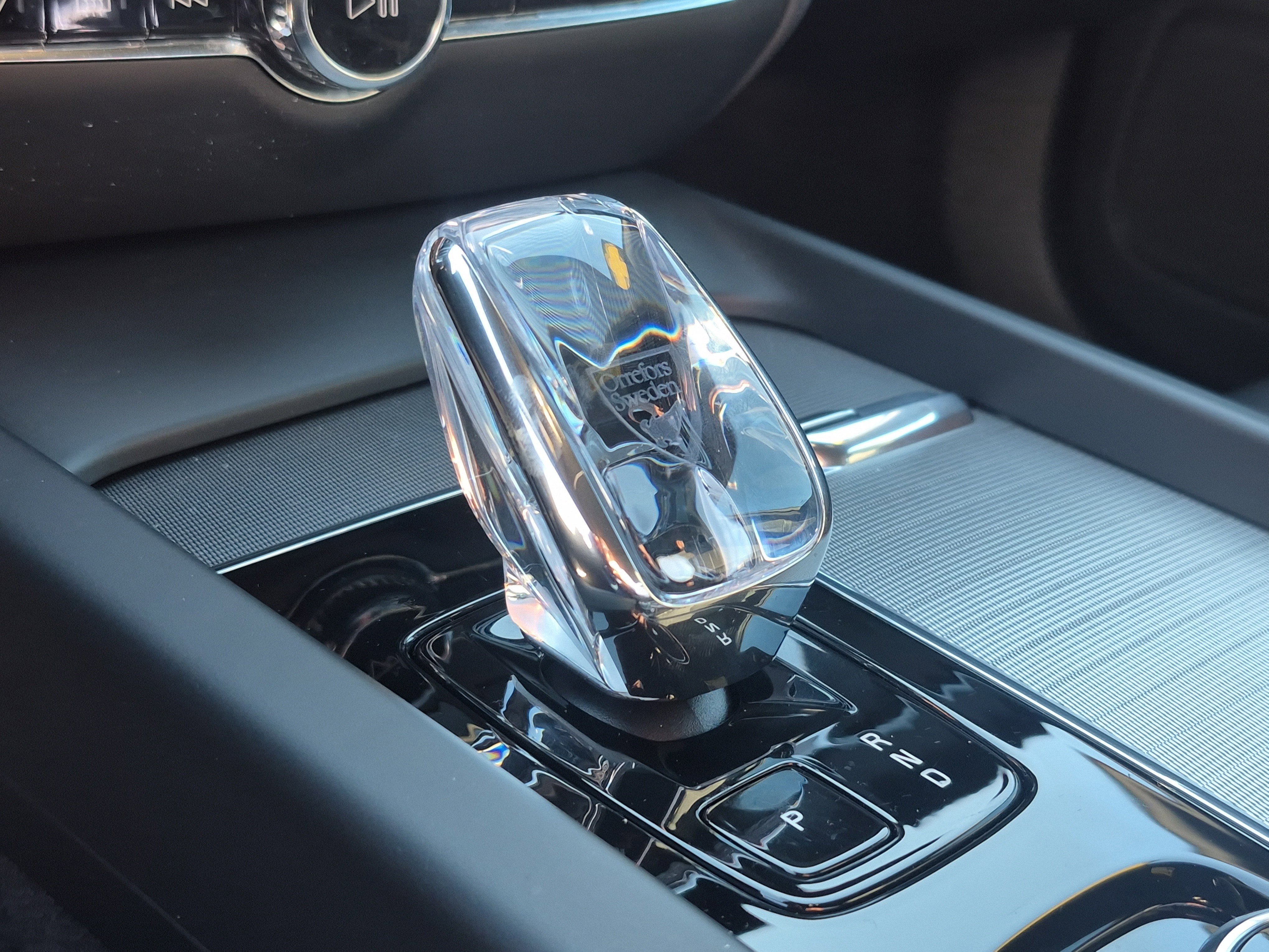 2024 Volvo S60 Plus Black Edition