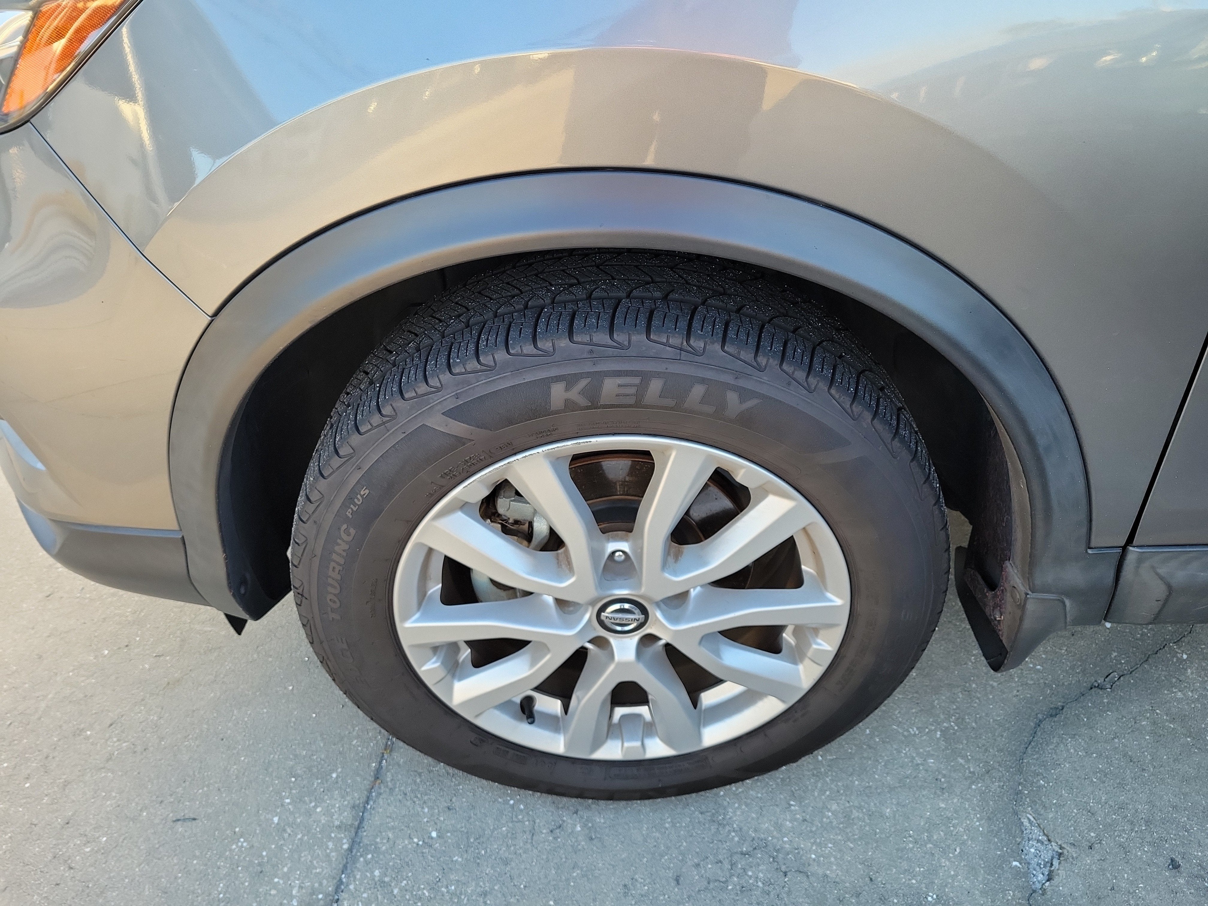 2022 Nissan Rogue Sport SV