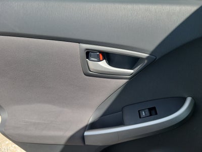 2011 Toyota Prius I