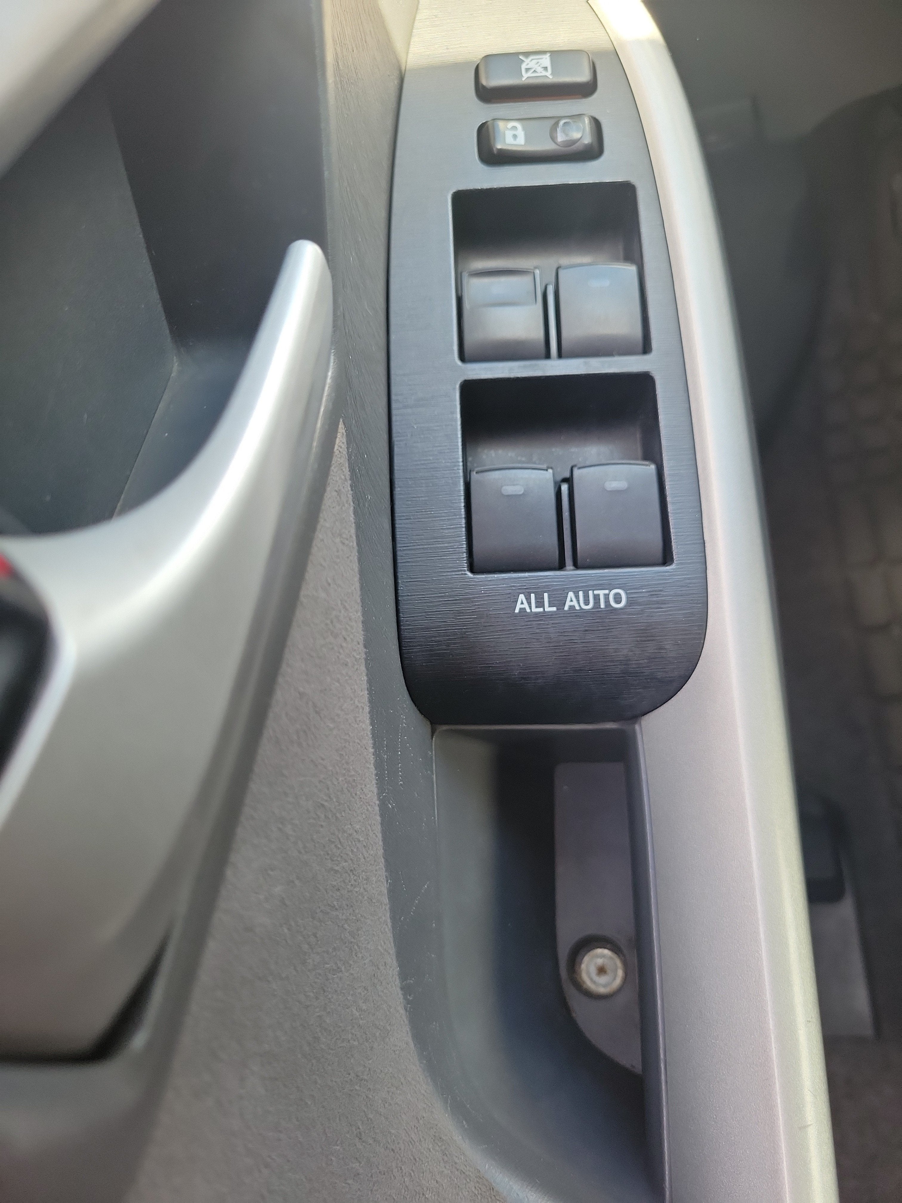 2011 Toyota Prius I
