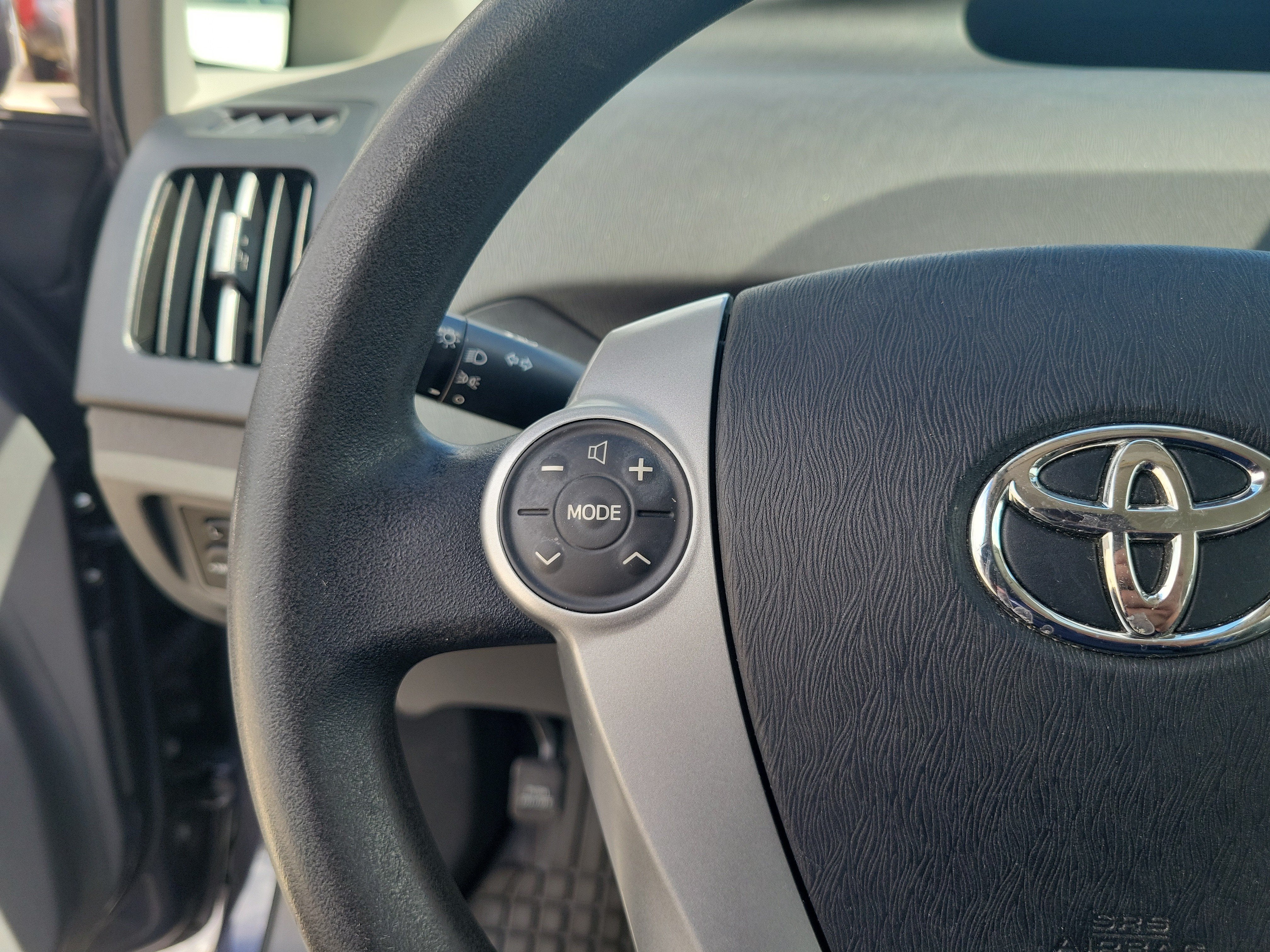 2011 Toyota Prius I