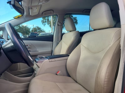 2015 Toyota Prius v Four