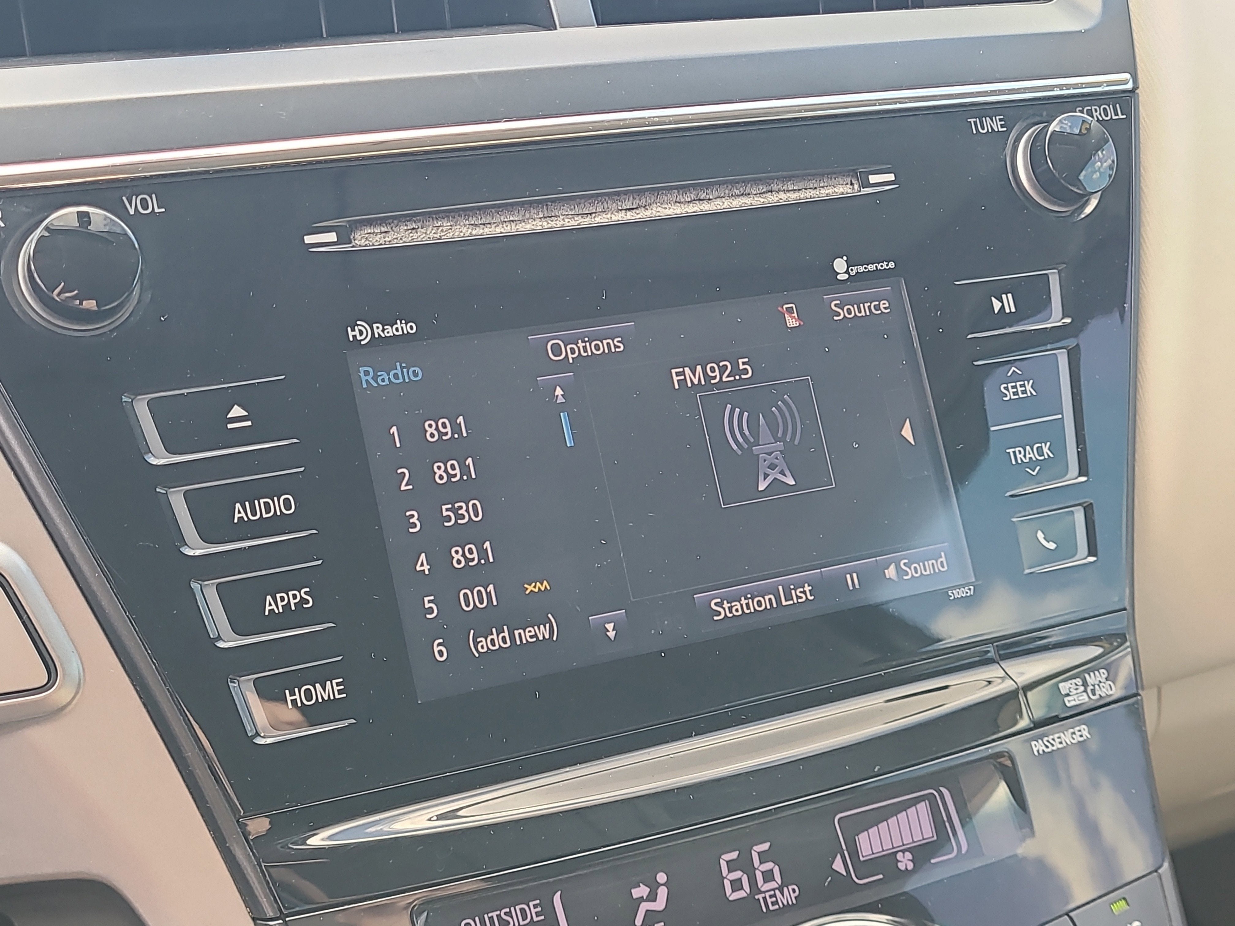 2015 Toyota Prius v Four