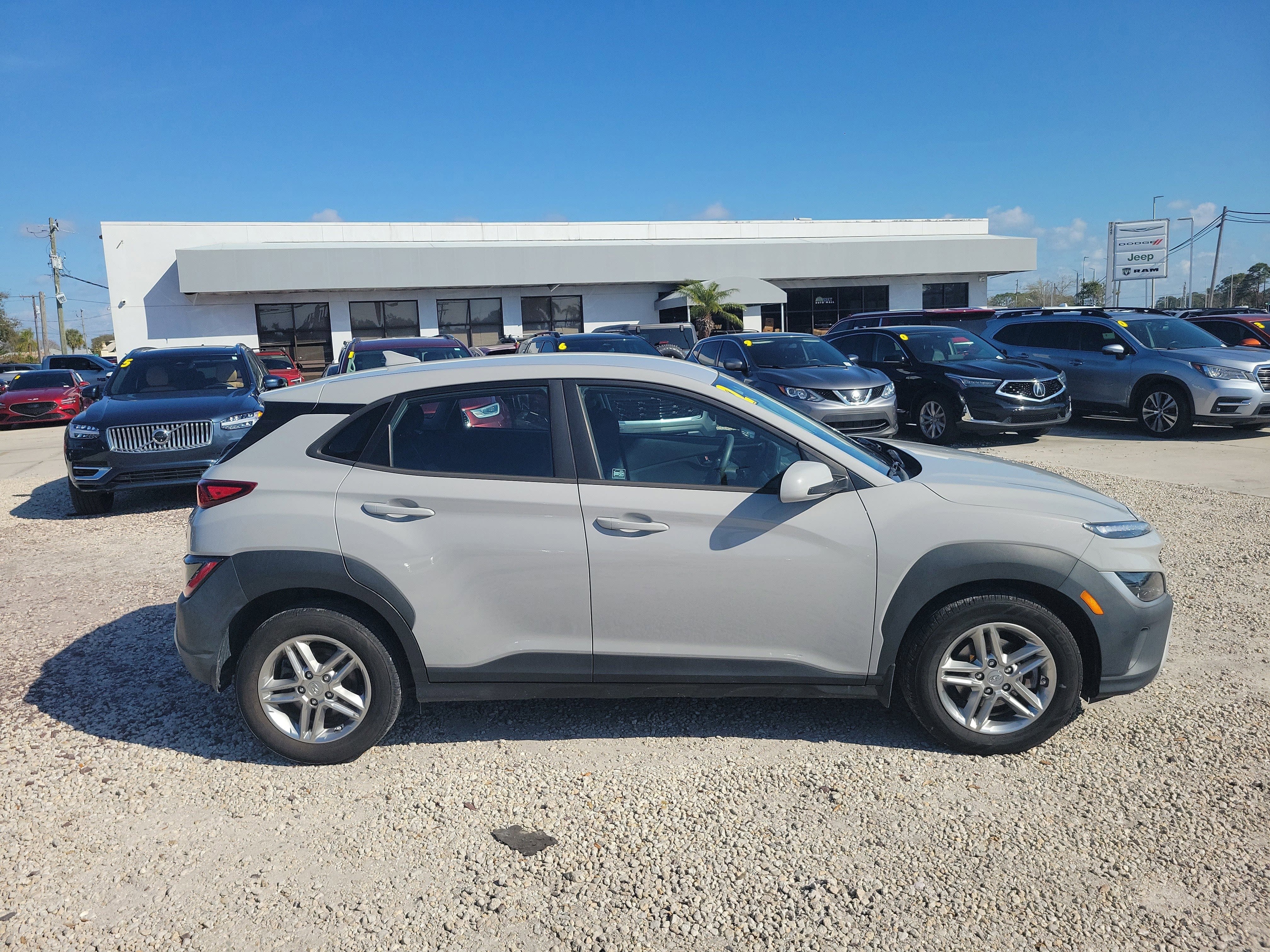 2022 Hyundai Kona SE